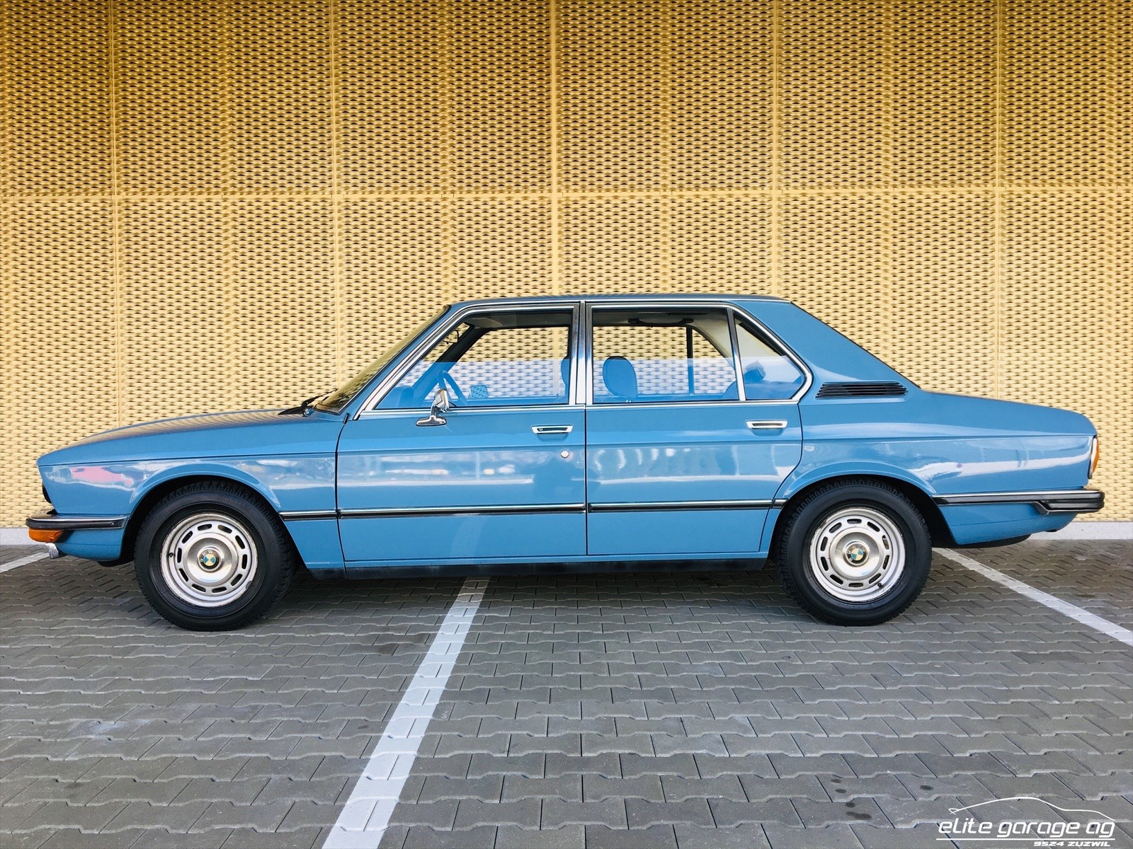 BMW 518 E12-image-4