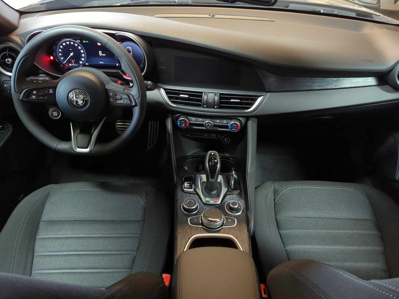 ALFA ROMEO Giulia 2.0 Super Q4-image-8