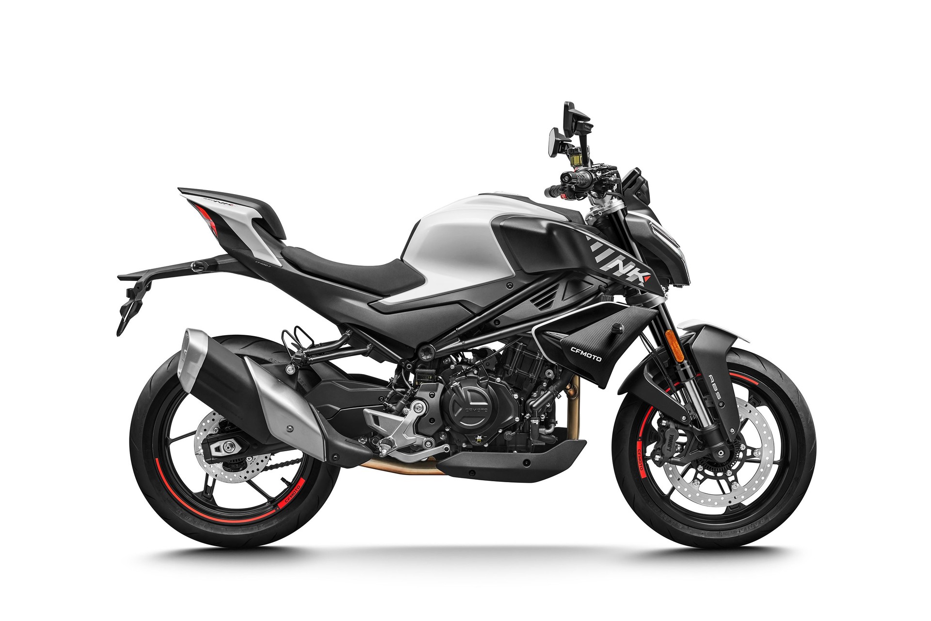 CF MOTO 450NK