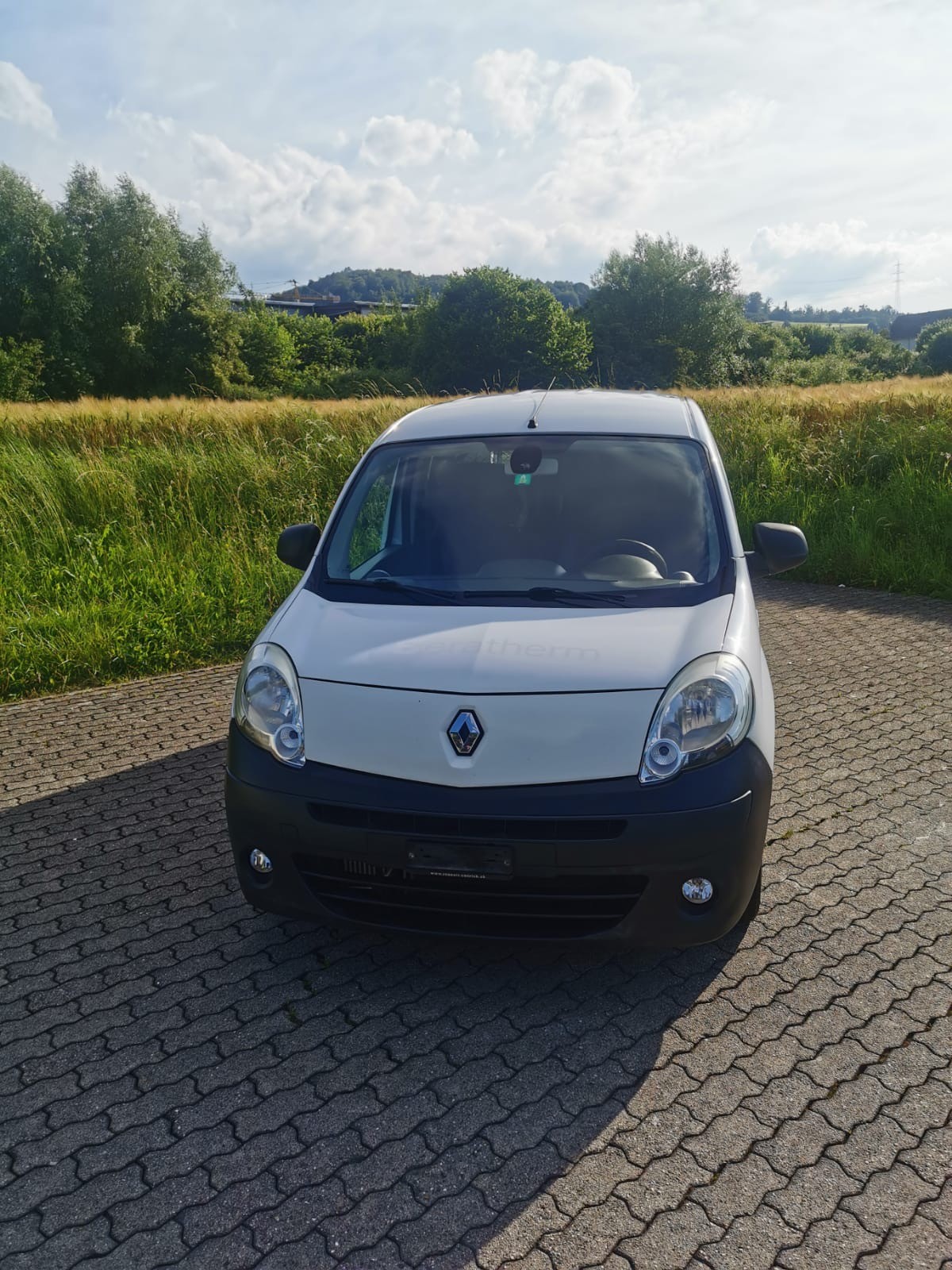 RENAULT Kangoo dCi90-image-2