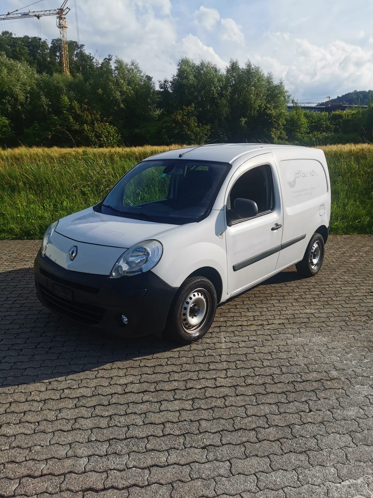 RENAULT Kangoo dCi90-image-1