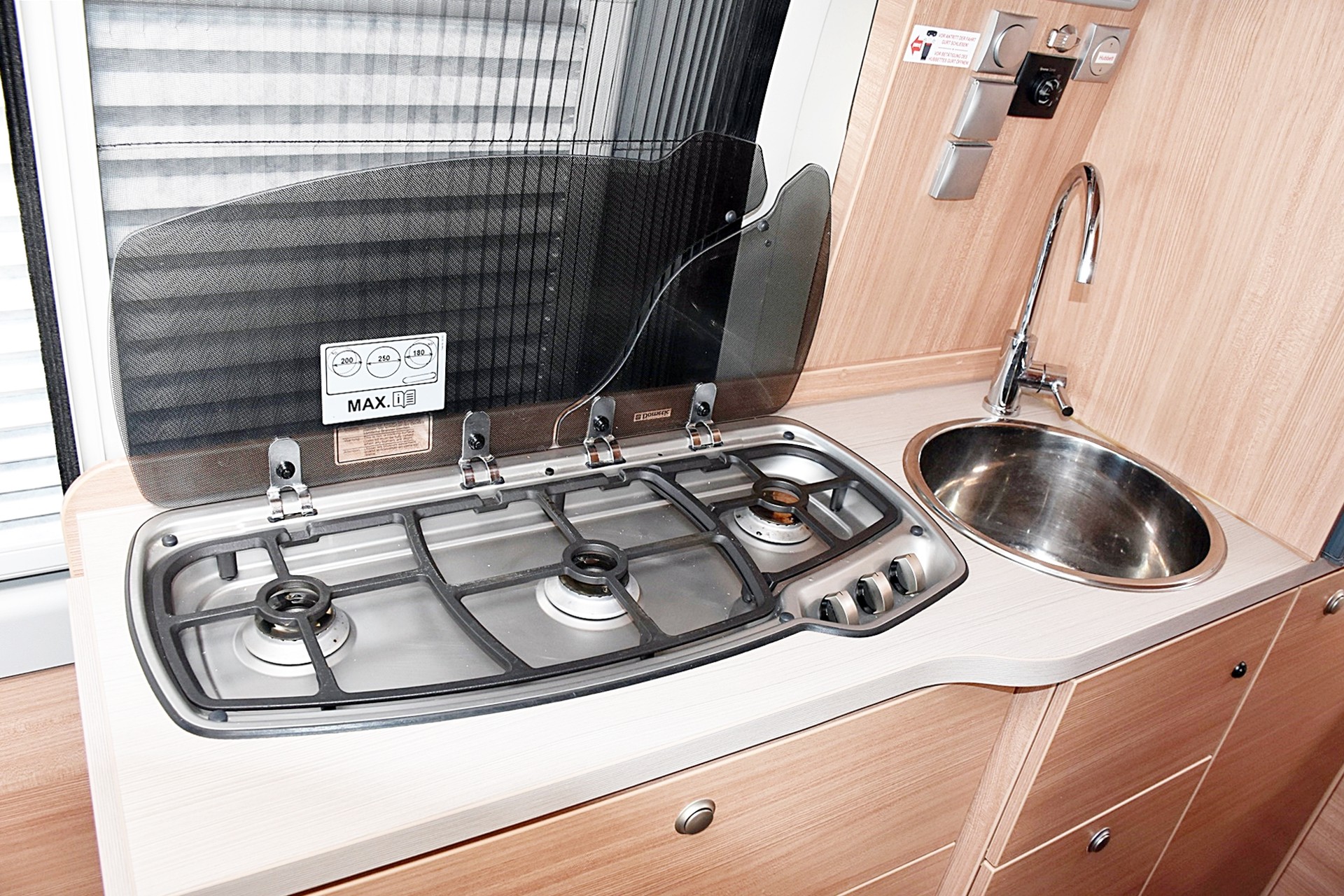 KNAUS BOX STAR 600 DQ SOLUTION 4 2,3 DIESEL HOCHDACH H3 FIAT DUCATO MJ 150-image-13