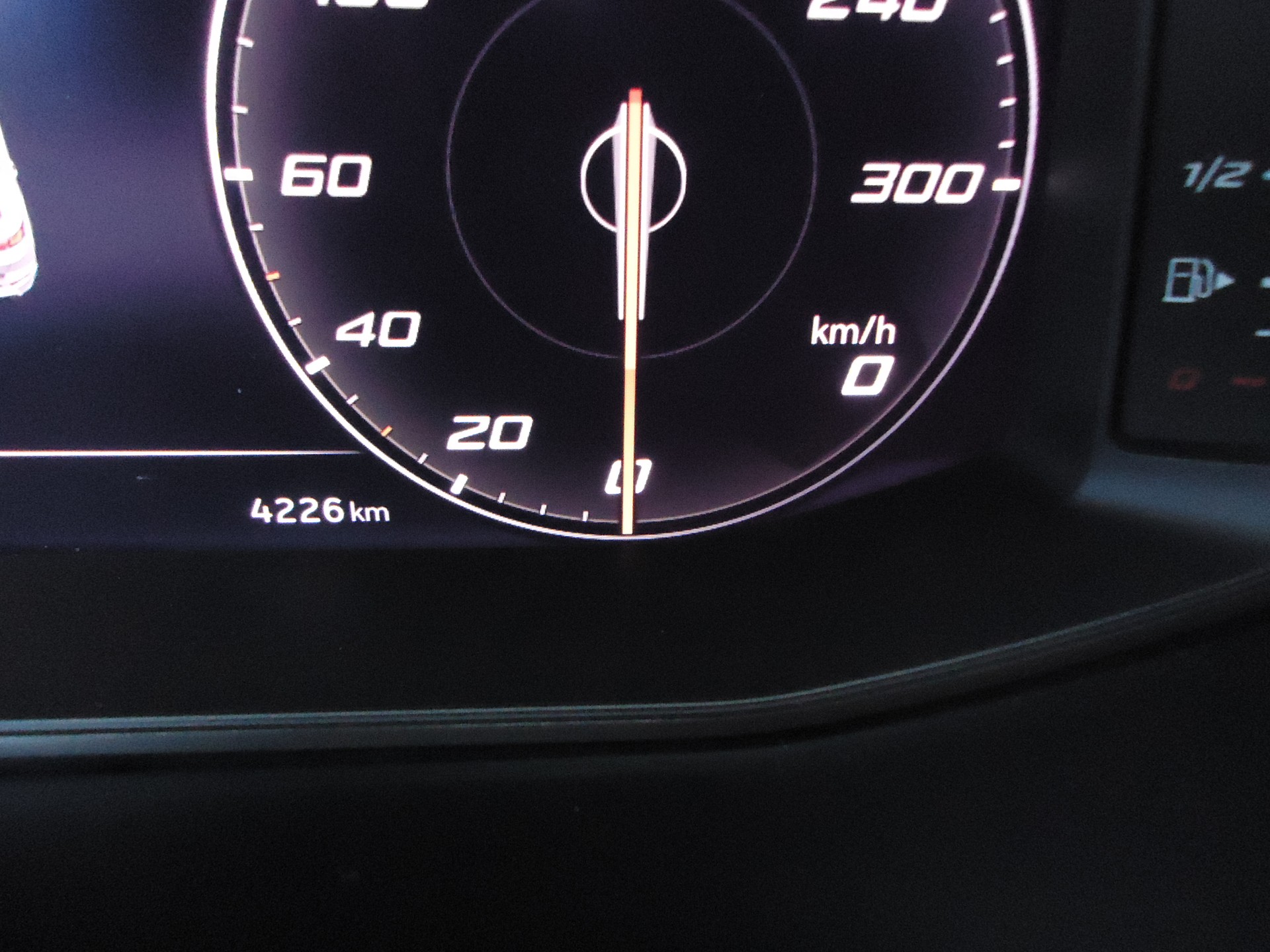 CUPRA Ateca 2.0TSI Inicio 4Drive DSG...... 60 Mt. WERKSGARANTIE ! !-image-8