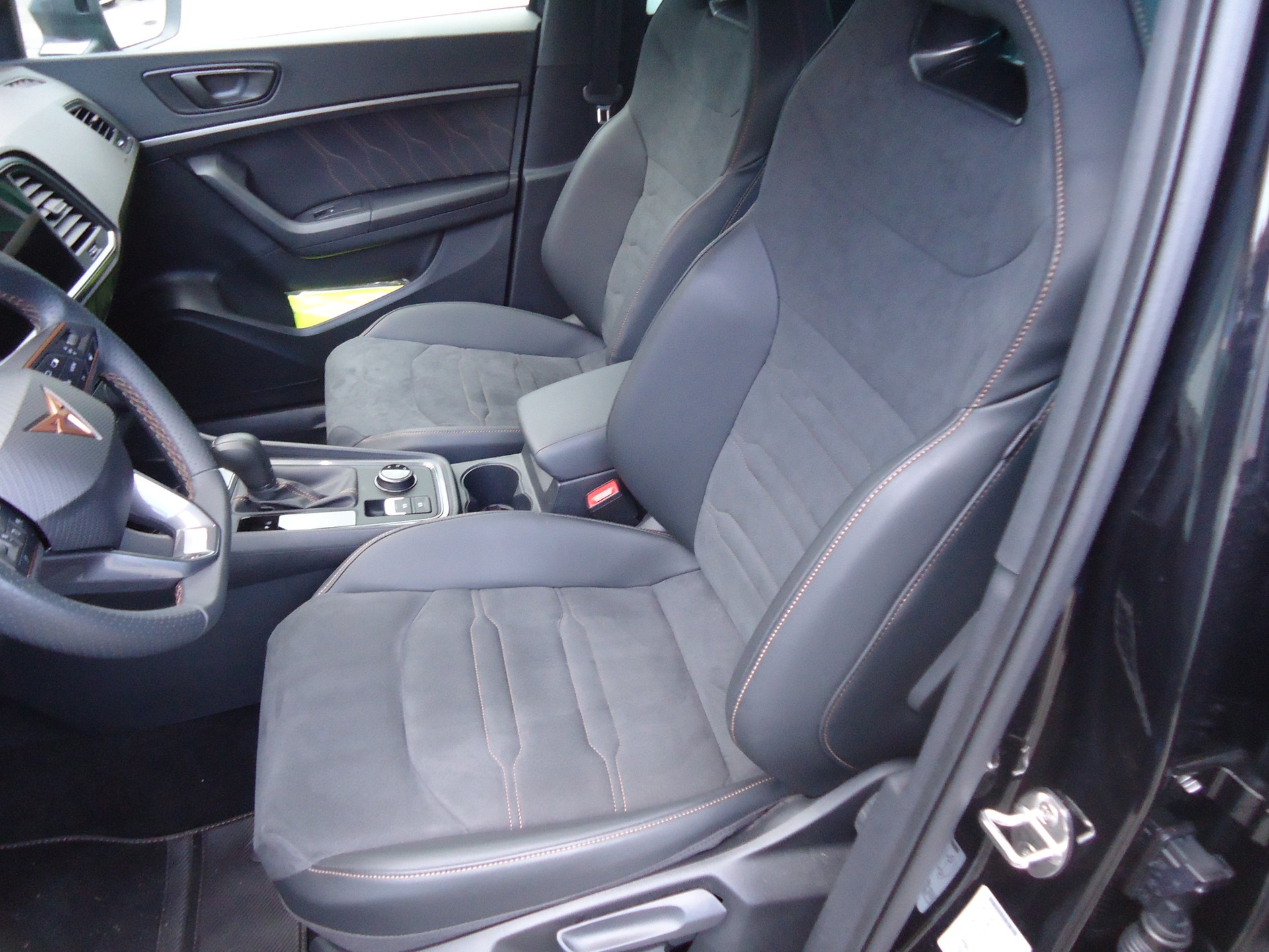 CUPRA Ateca 2.0TSI Inicio 4Drive DSG...... 60 Mt. WERKSGARANTIE ! !-image-2