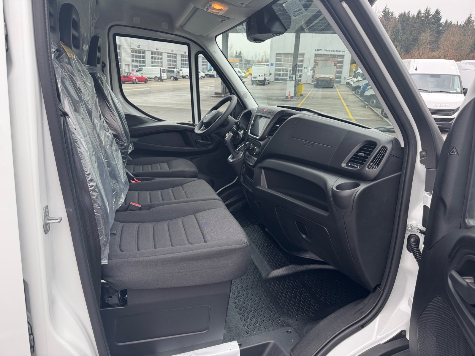 IVECO 35 S 16 A8 V-image-11