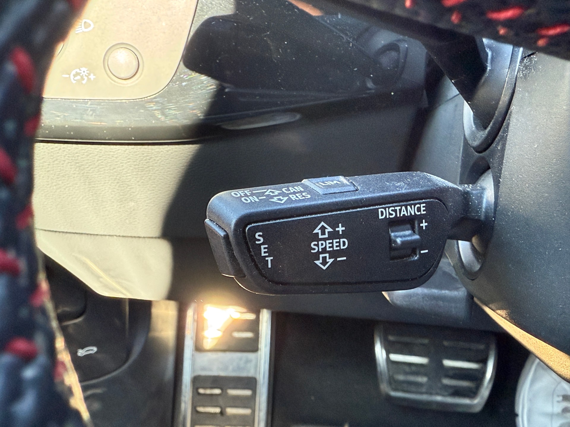 AUDI A4 Avant 45 TFSI Sport S-tronic-image-12