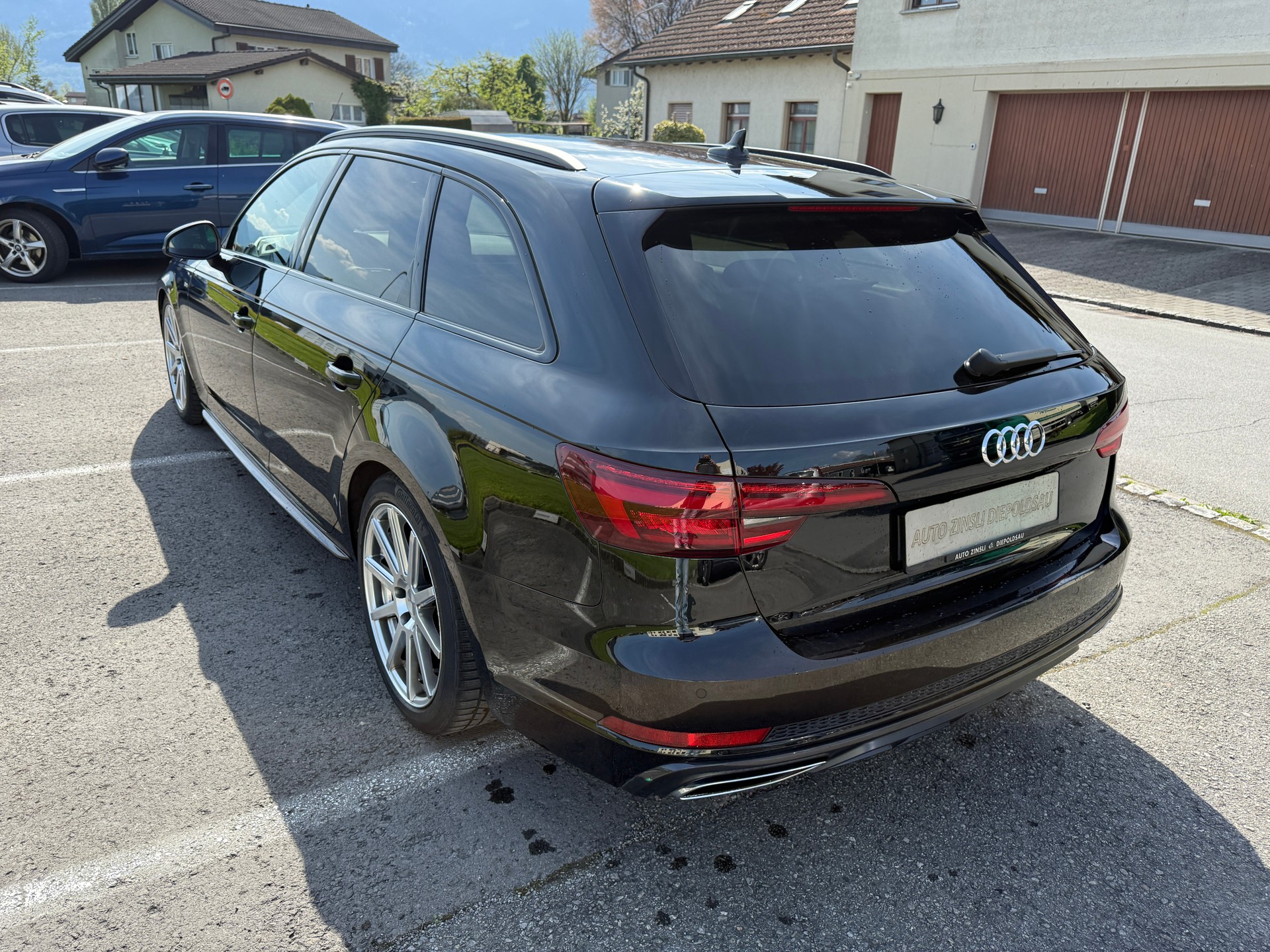 AUDI A4 Avant 45 TFSI Sport S-tronic-image-4