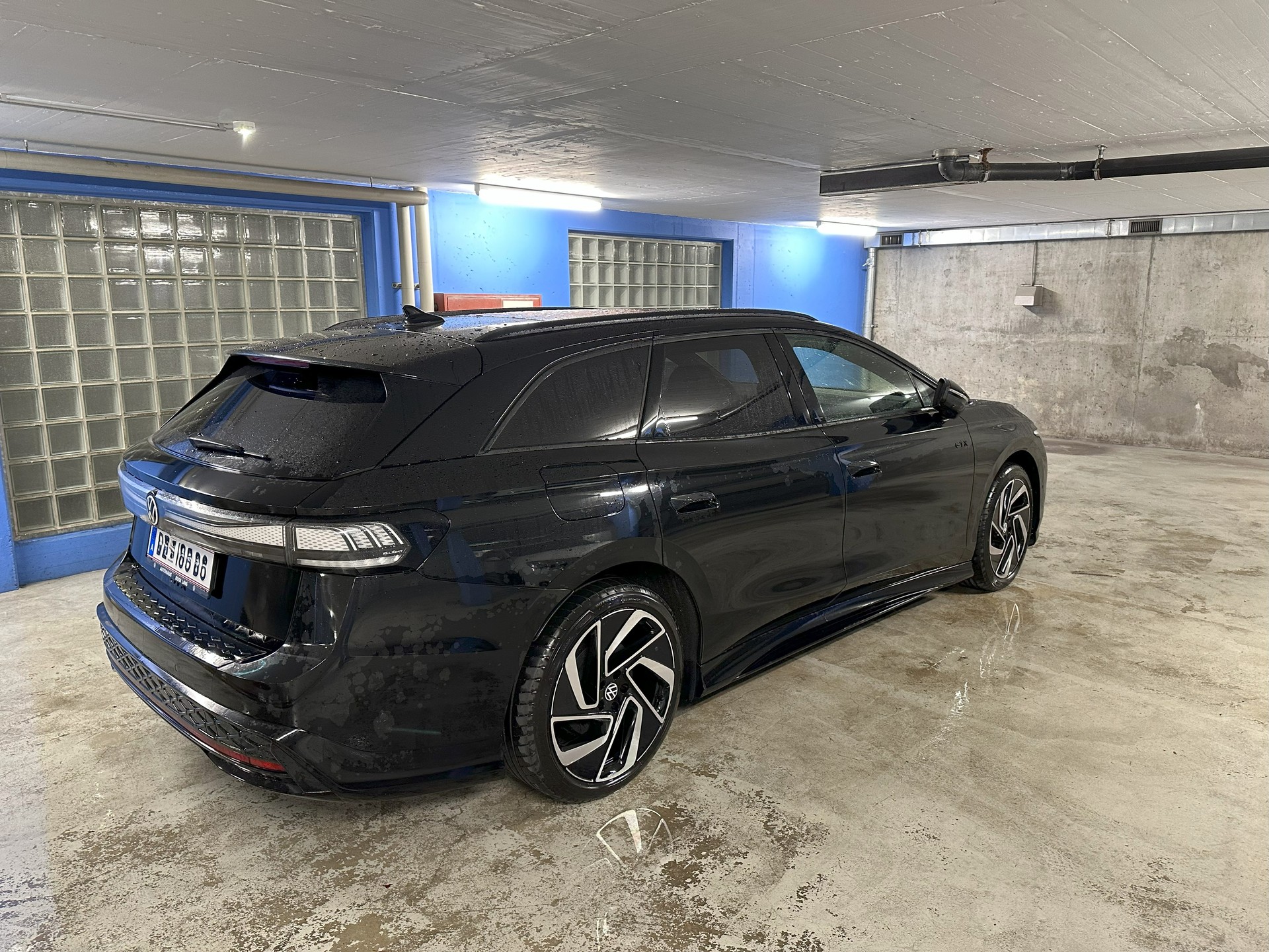 VW ID.7 Tourer GTX 86 kWh GTX 4 Motion - Vollausstattung-image-2