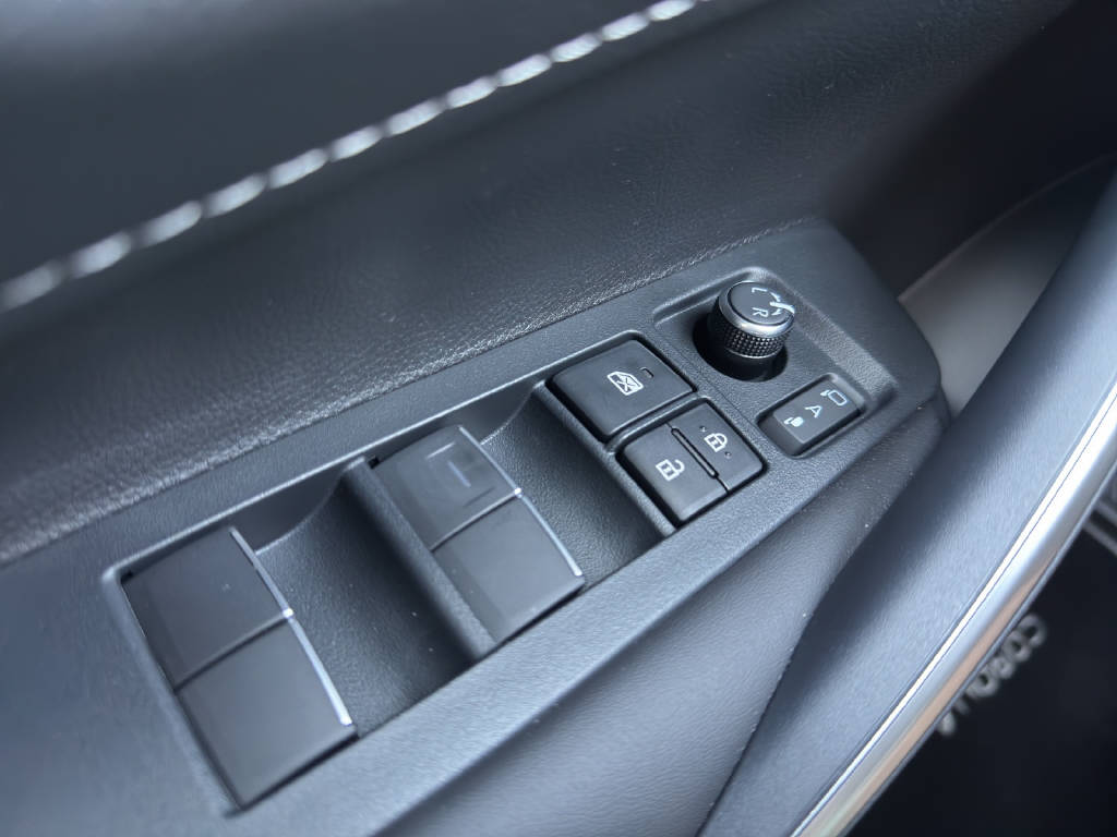 TOYOTA Corolla Touring Sports 1.8 HSD Trend-image-4