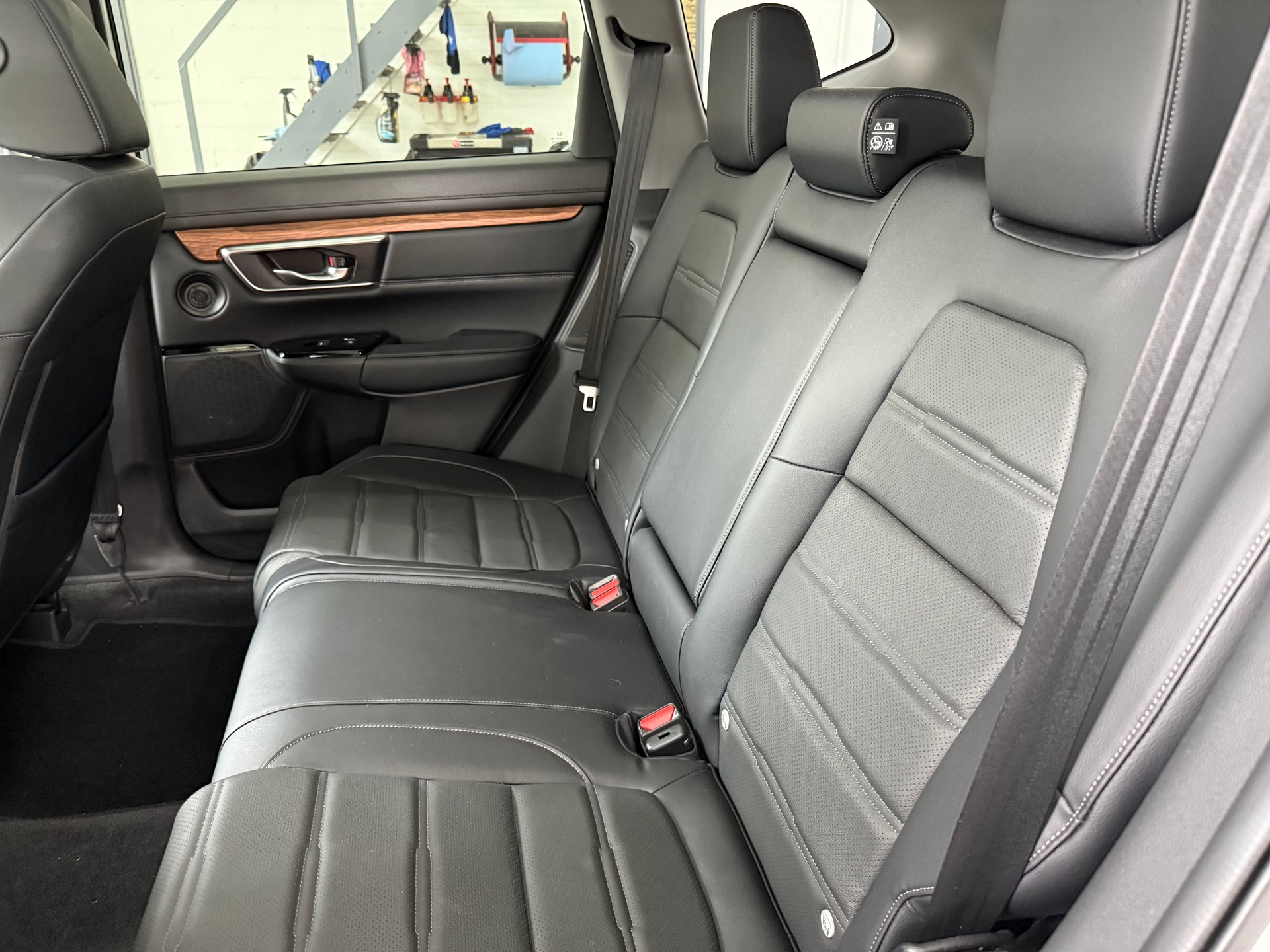 HONDA CR-V 2.0i MMD Execut. 4WD-image-17