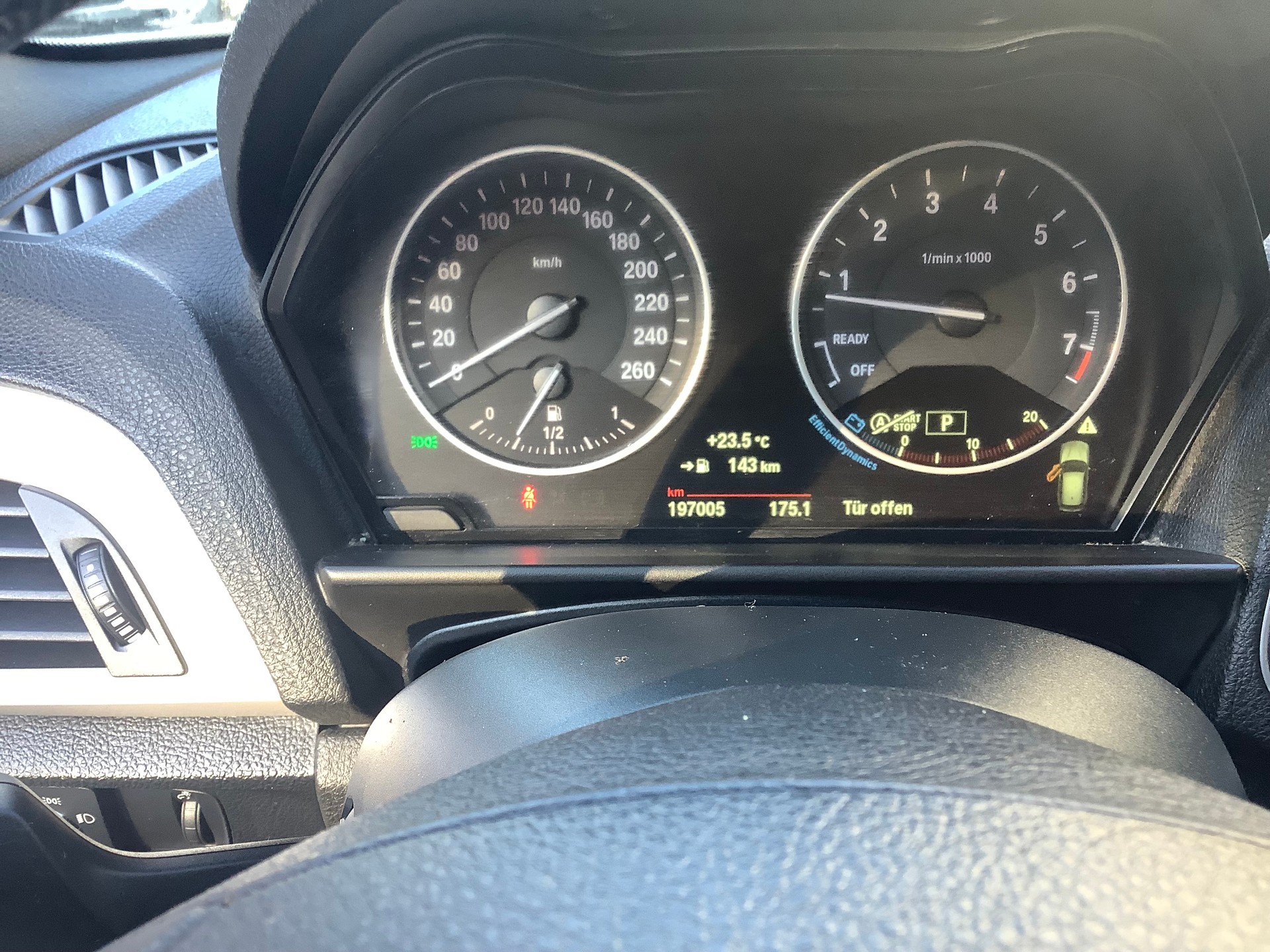 BMW 118i Sport Line Steptronic-image-5