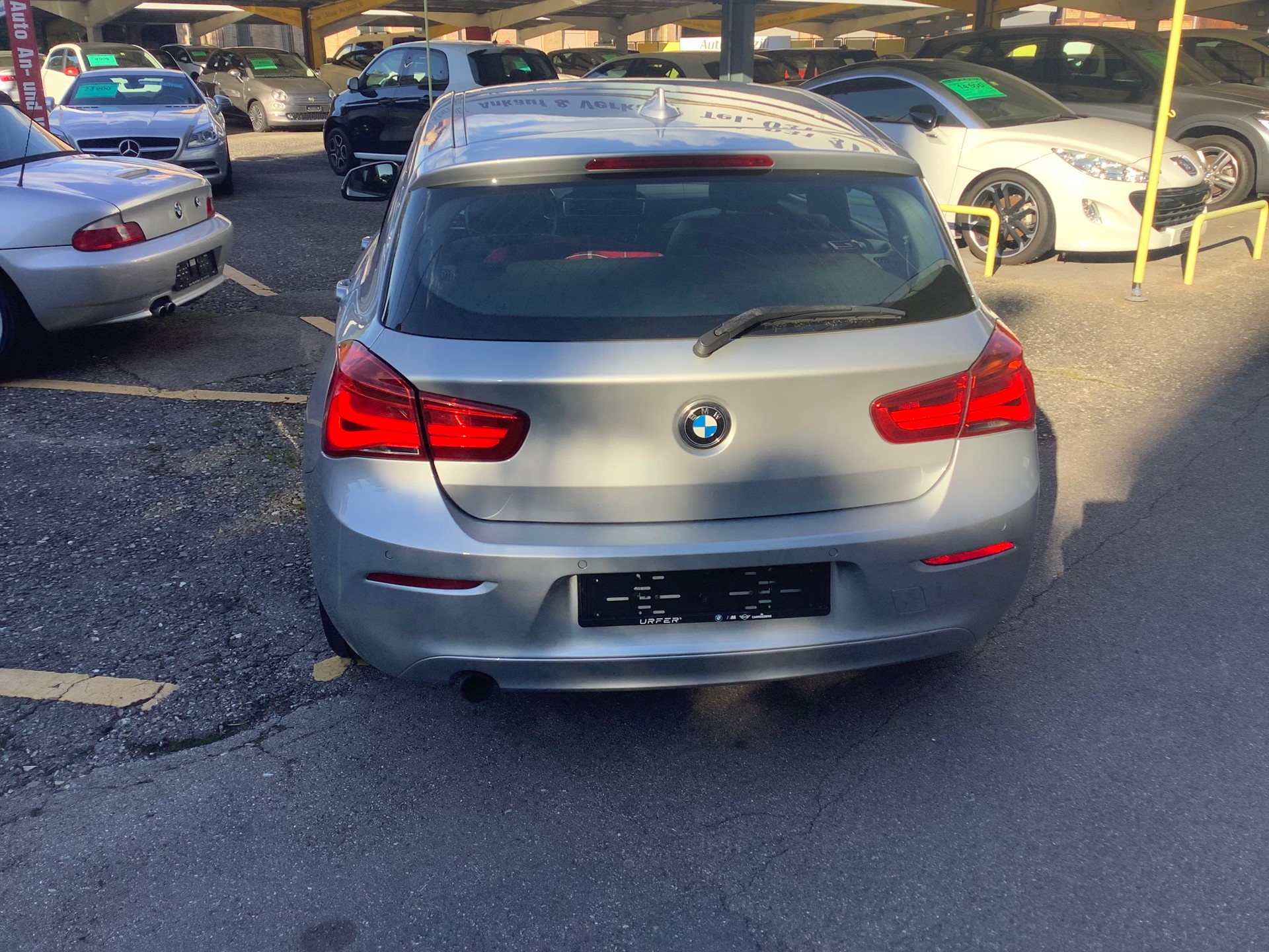 BMW 118i Sport Line Steptronic-image-15