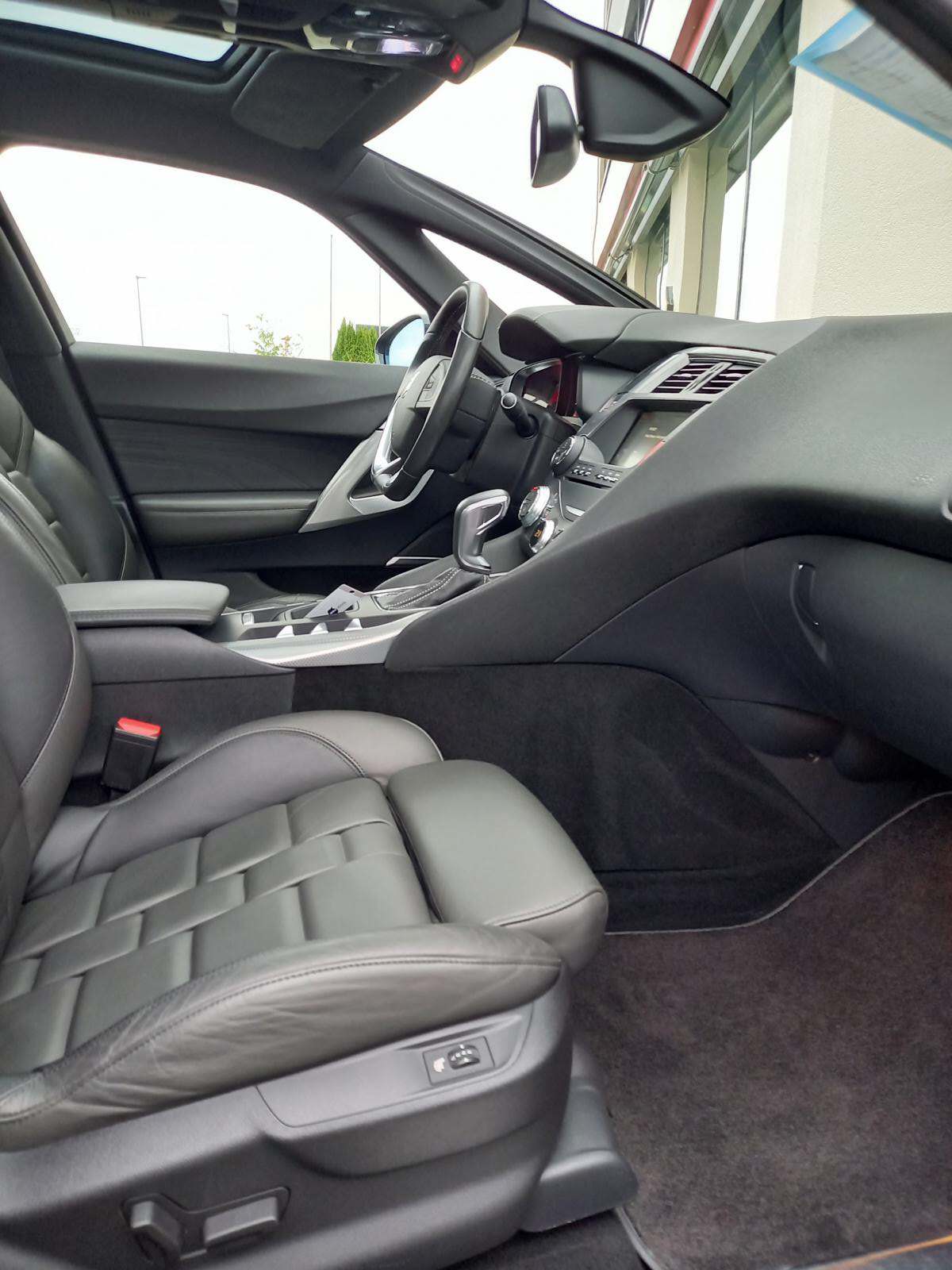 DS AUTOMOBILES DS 5 2.0 BlueHDi Sport Chic EAT6-image-9