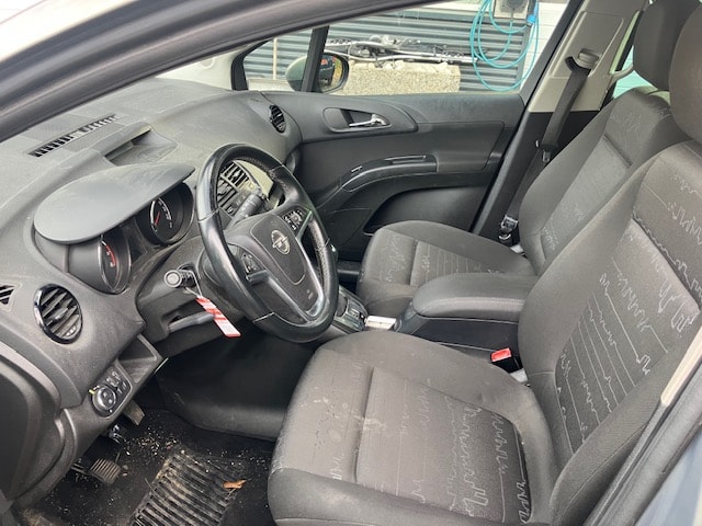 OPEL Meriva 1.4T 140 Enjoy-image-5