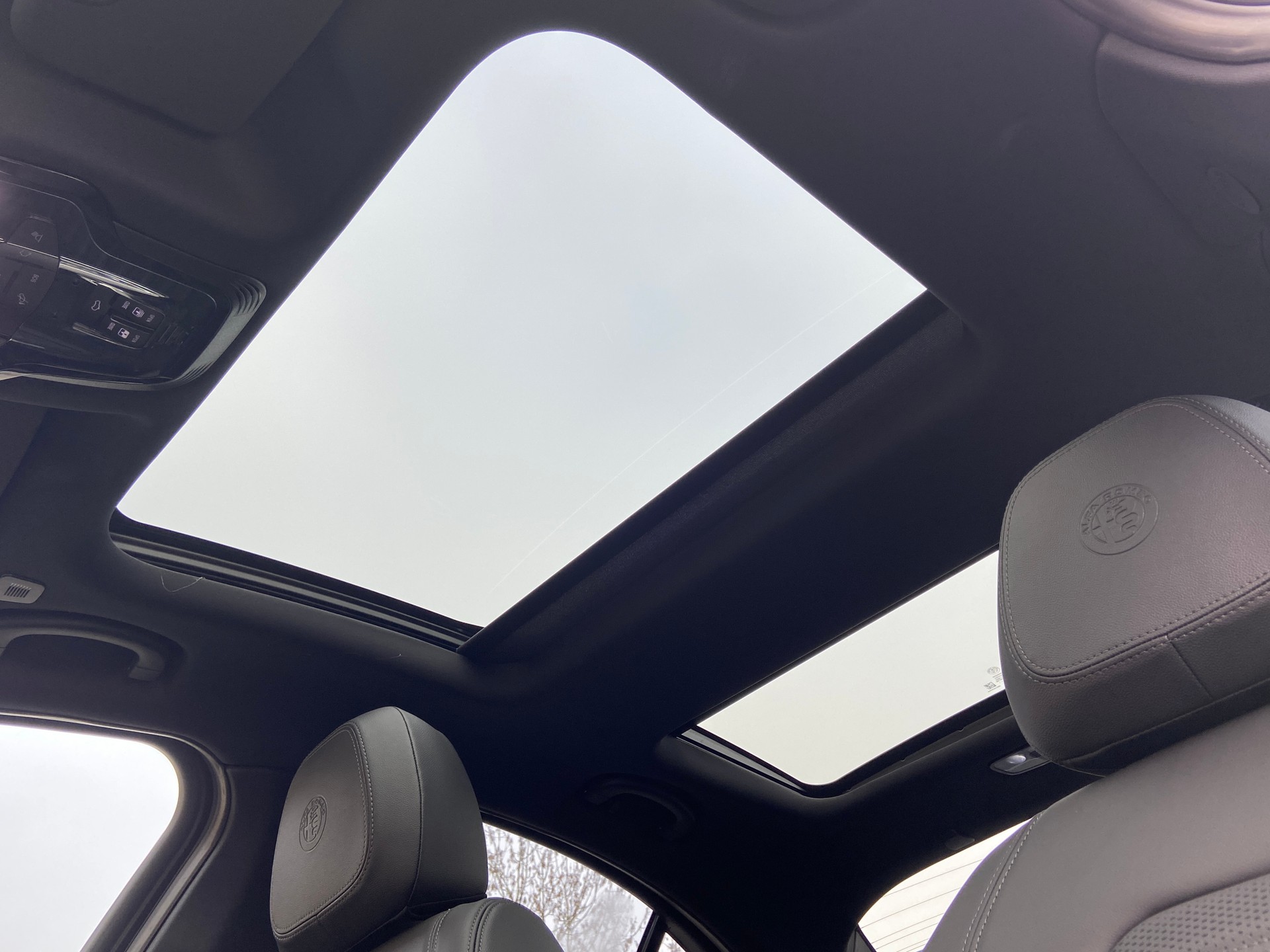 ALFA ROMEO Giulia 2.0 Veloce Premium Sky Q4 AT8-image-4