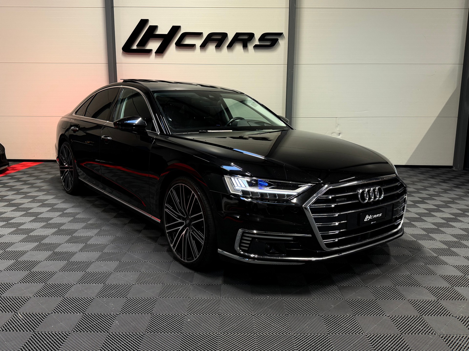 AUDI A8 3.0 60 TFSI e quattro T-Tronic-image-4