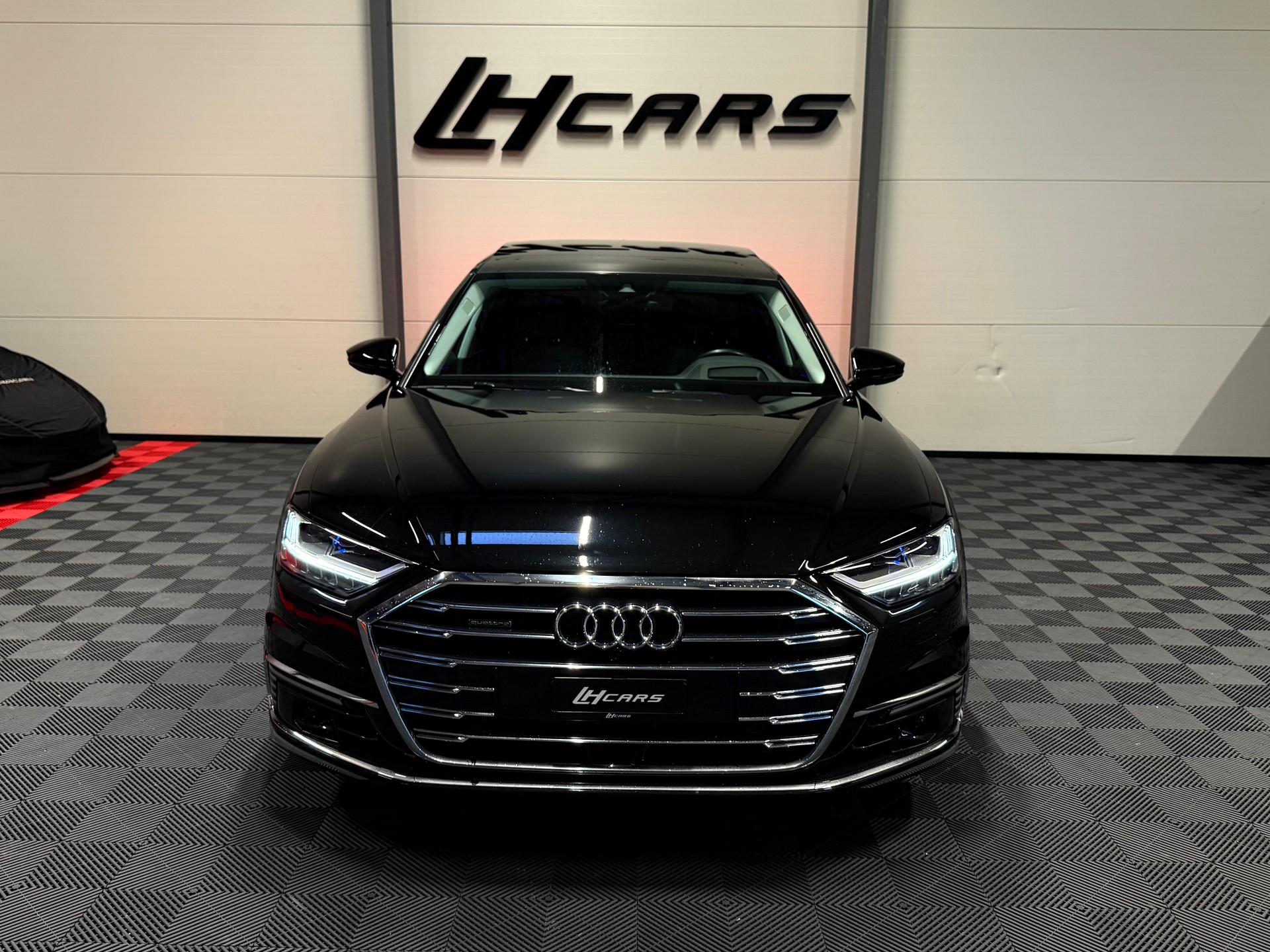 AUDI A8 3.0 60 TFSI e quattro T-Tronic-image-5