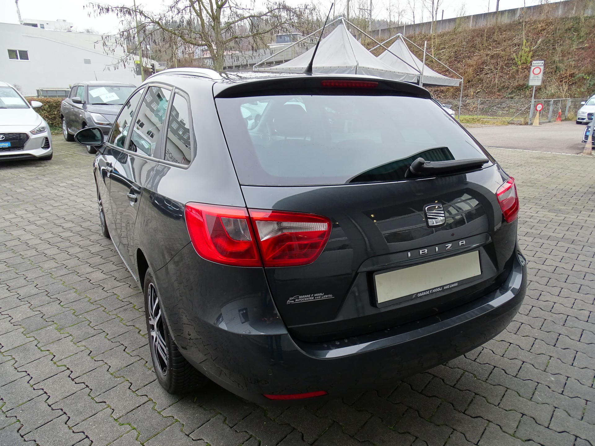 SEAT Ibiza ST 1.4 Style-image-10