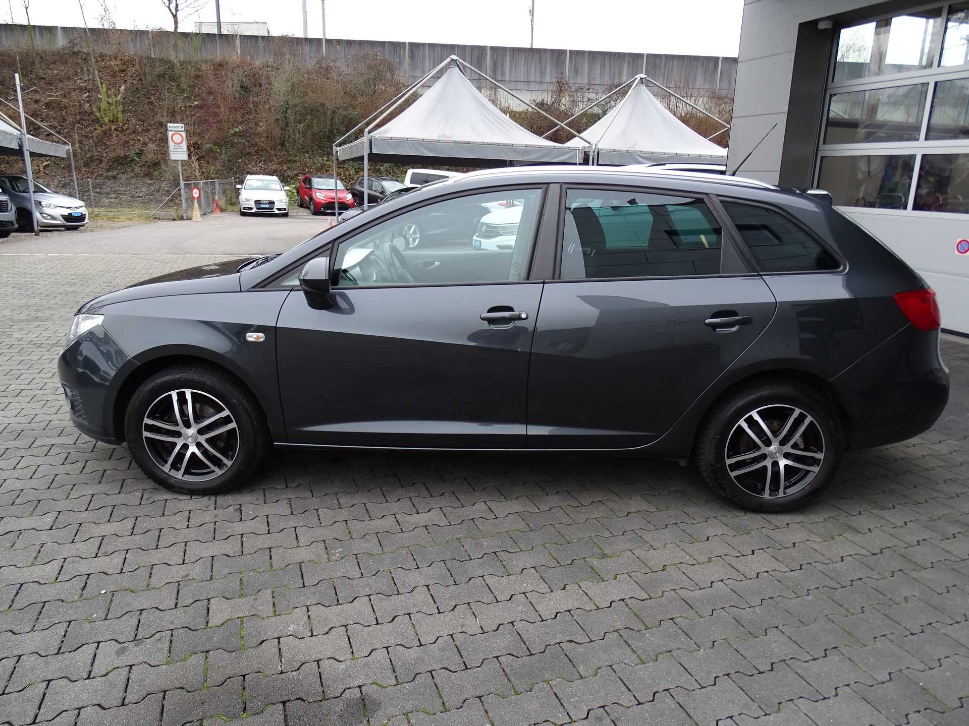 SEAT Ibiza ST 1.4 Style-image-14