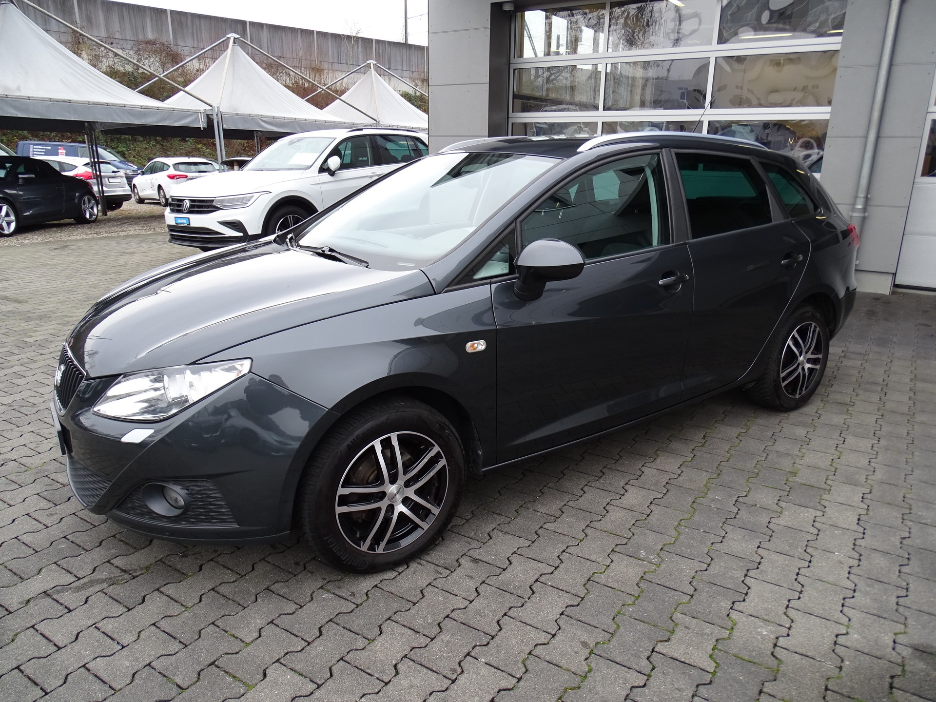 SEAT Ibiza ST 1.4 Style-image-16