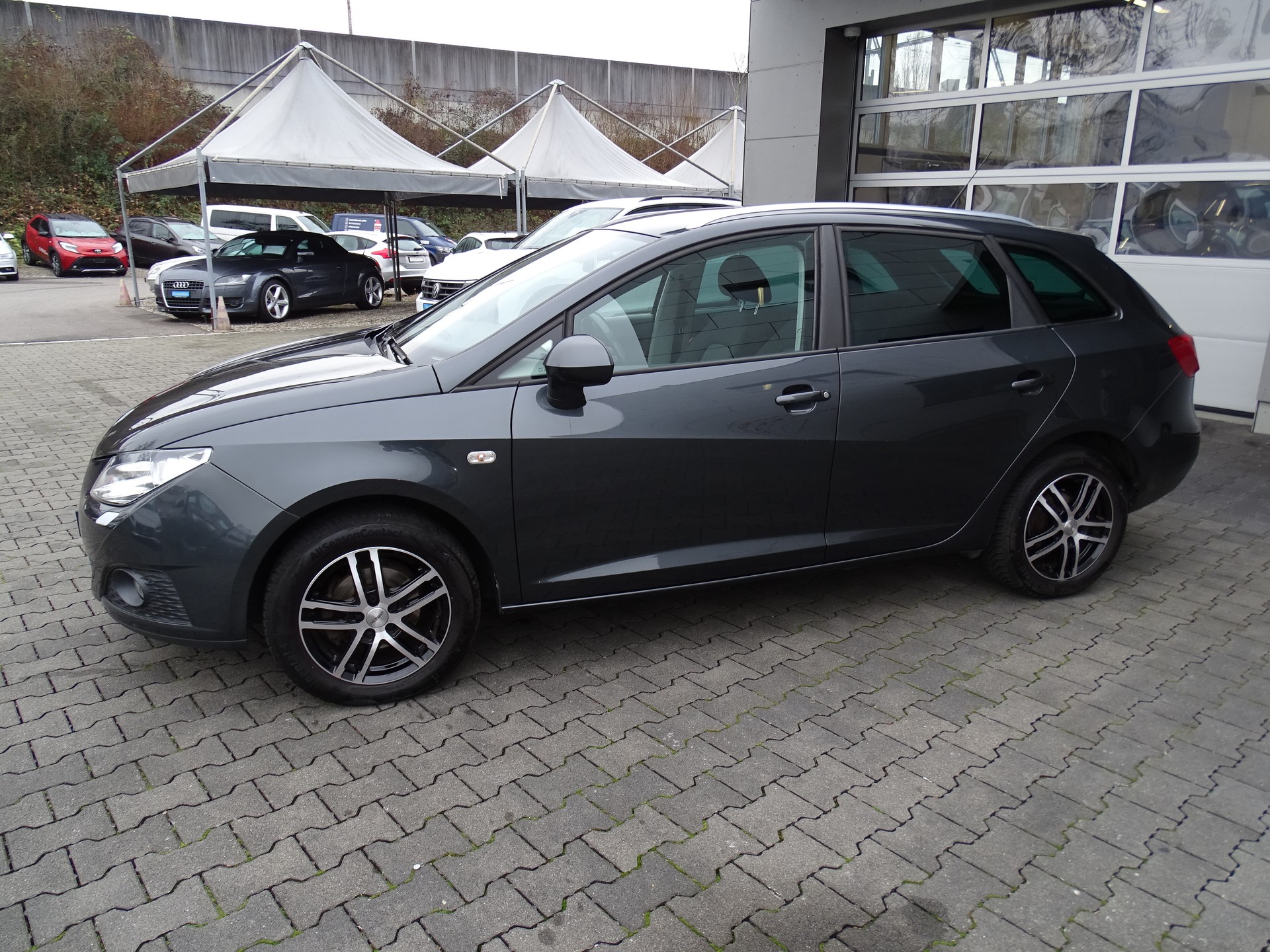 SEAT Ibiza ST 1.4 Style-image-15