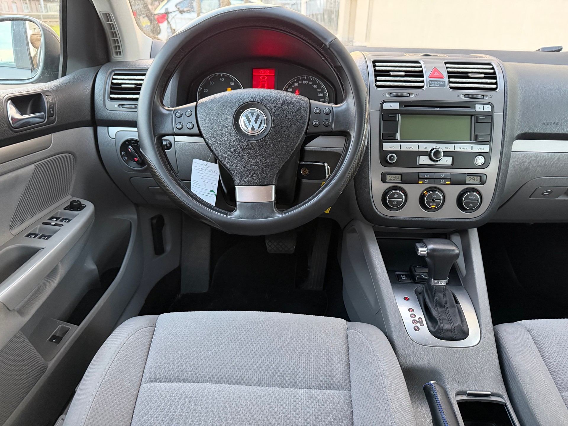 VW Golf 1.4 TSI Comfortline DSG-image-10