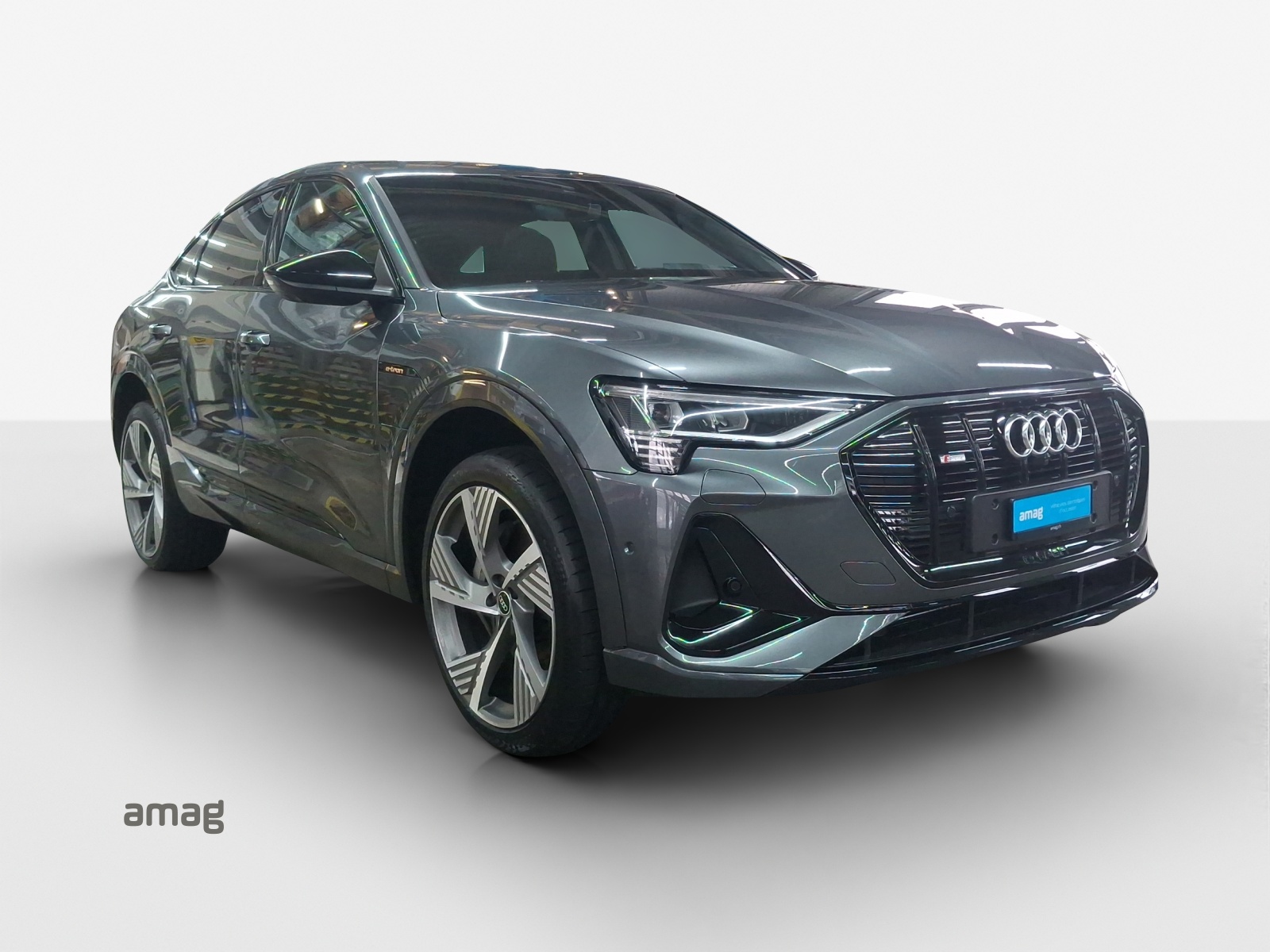 AUDI e-tron 55 Sportback S Line quattro-image-6