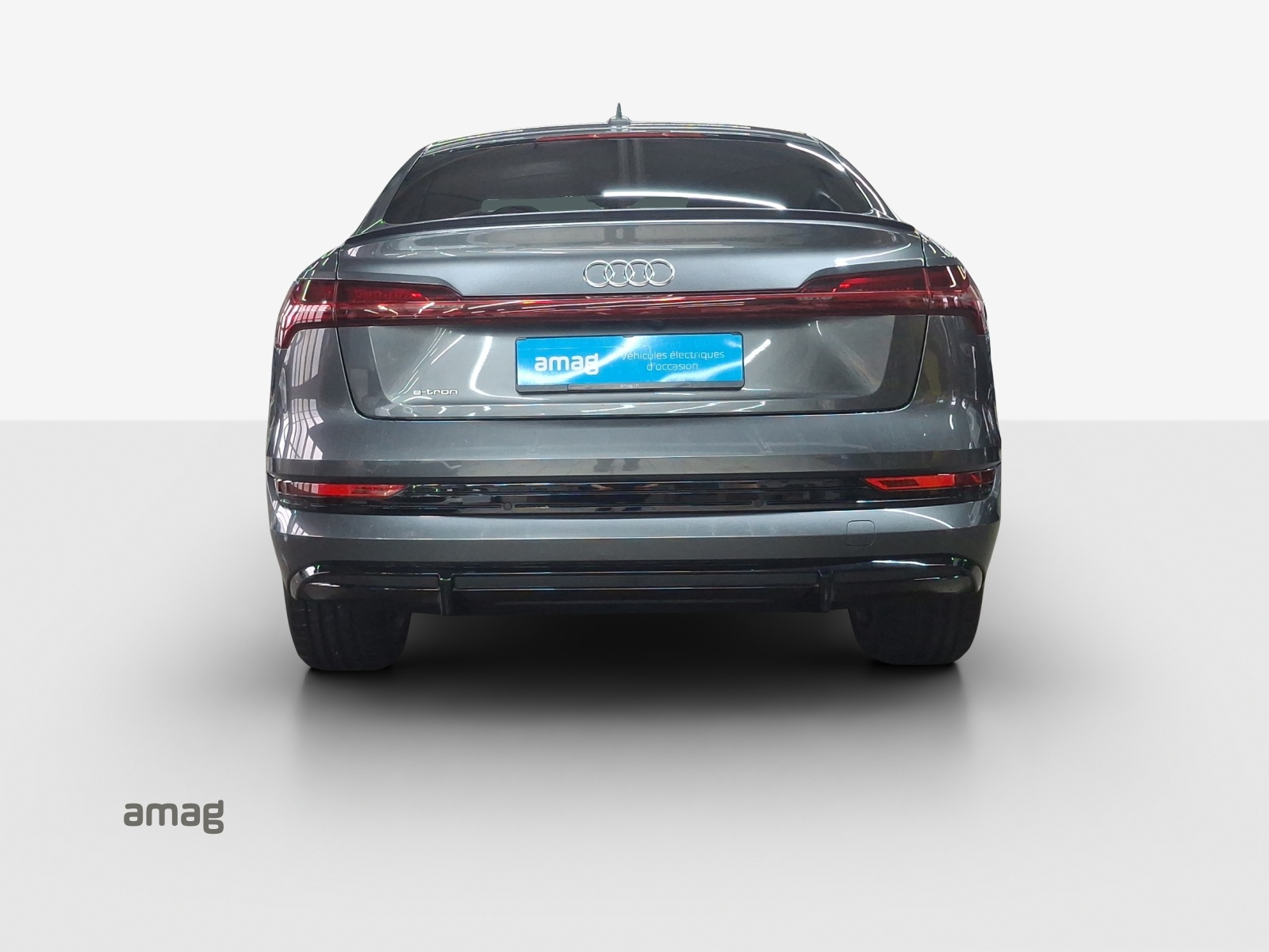 AUDI e-tron 55 Sportback S Line quattro-image-4
