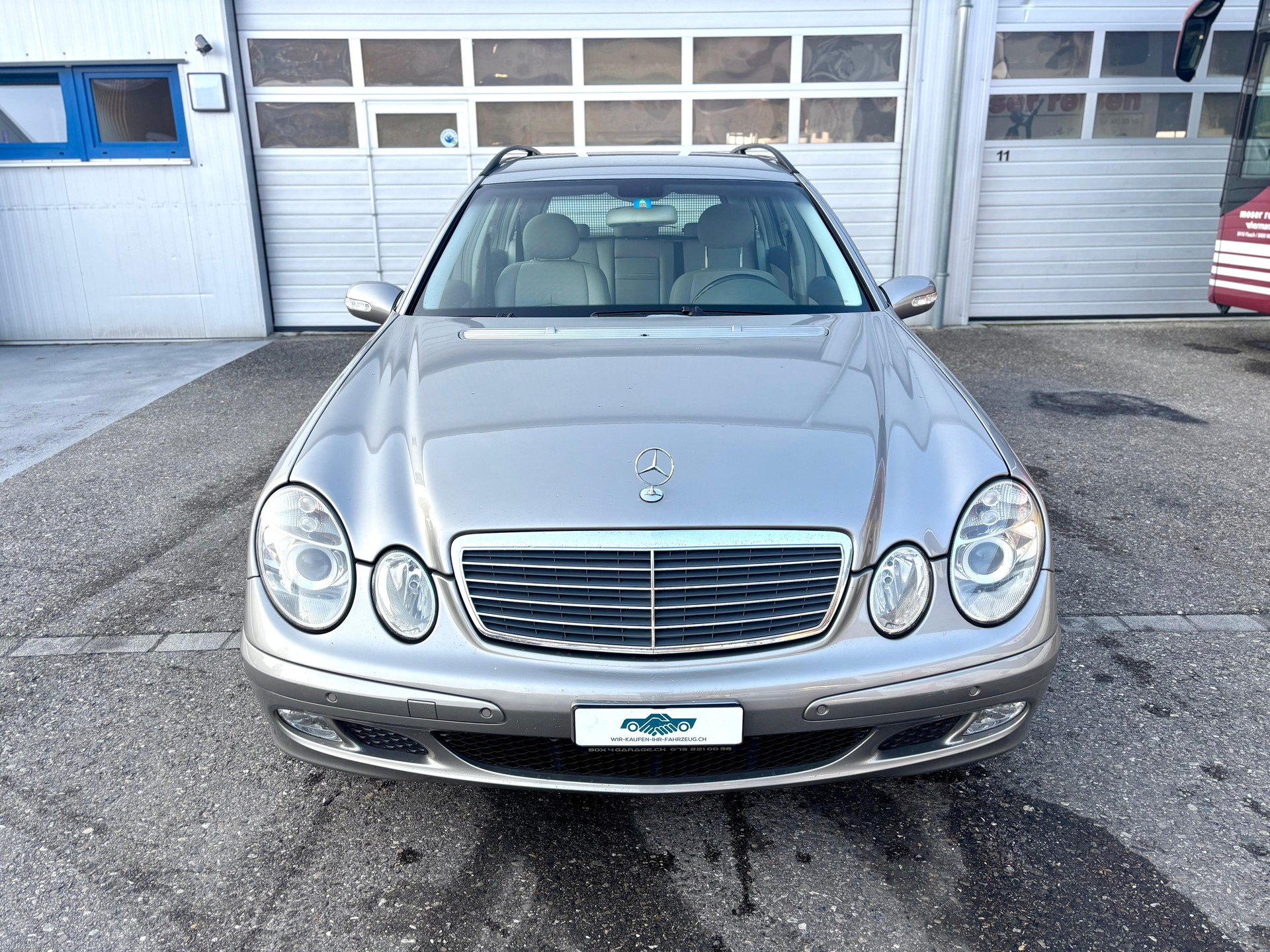 MERCEDES-BENZ E 320 CDI Classic Automatic-image-1