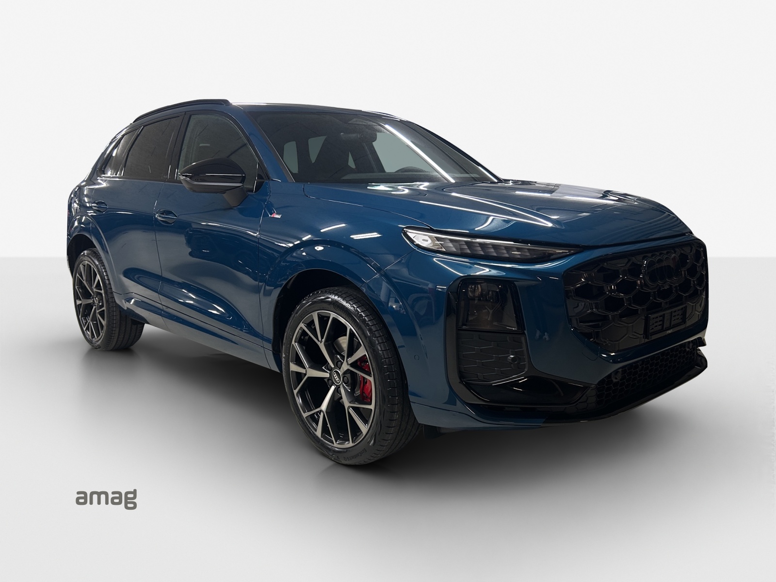 AUDI Q3 SUV 110 kW TFSI S tronic-image-5