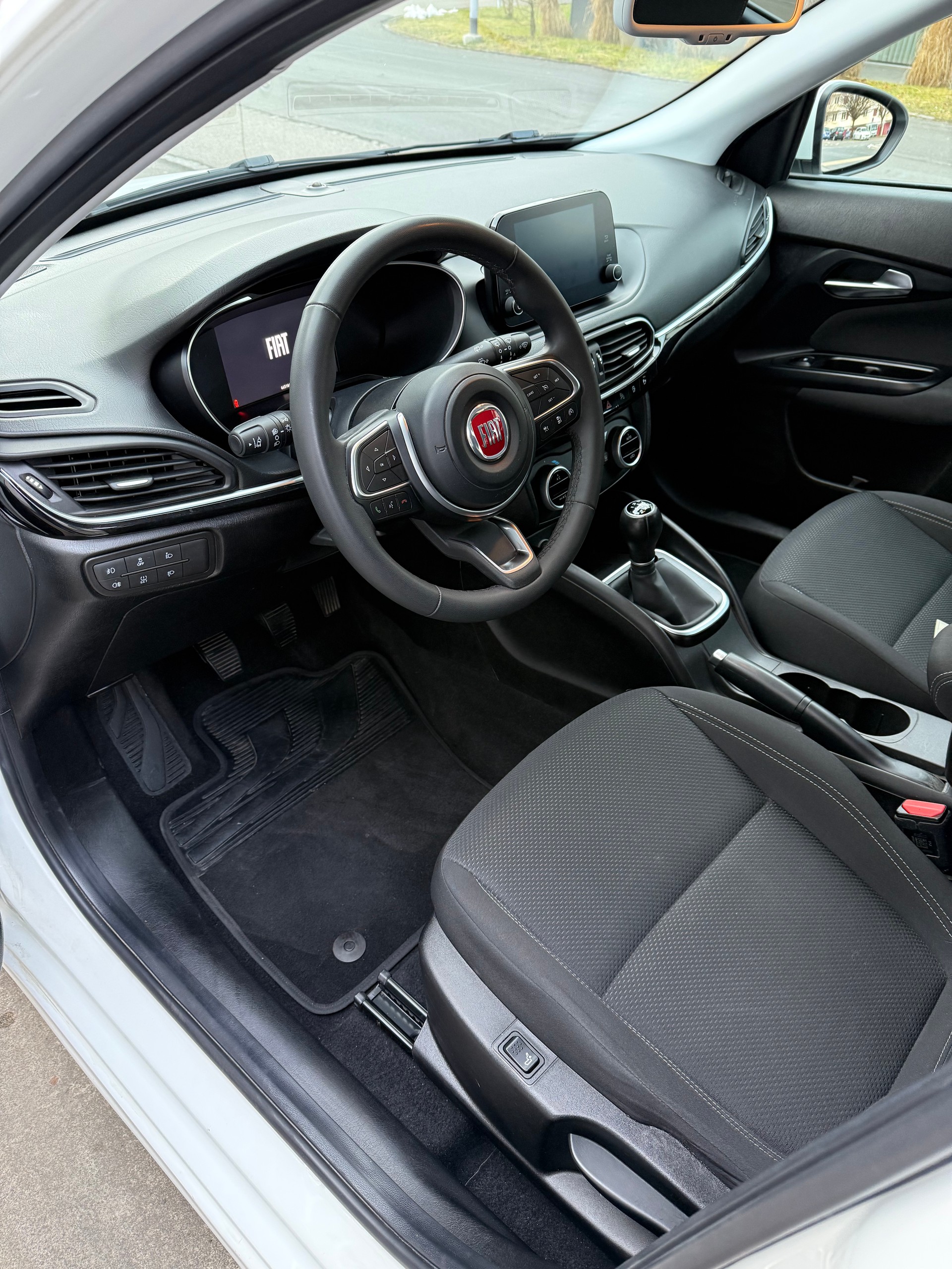 FIAT Tipo 1.0 T3 Tipo-image-9