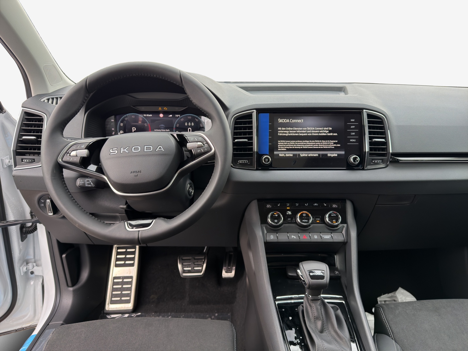 SKODA Karoq 1.5 TSI Dynamic DSG-image-8