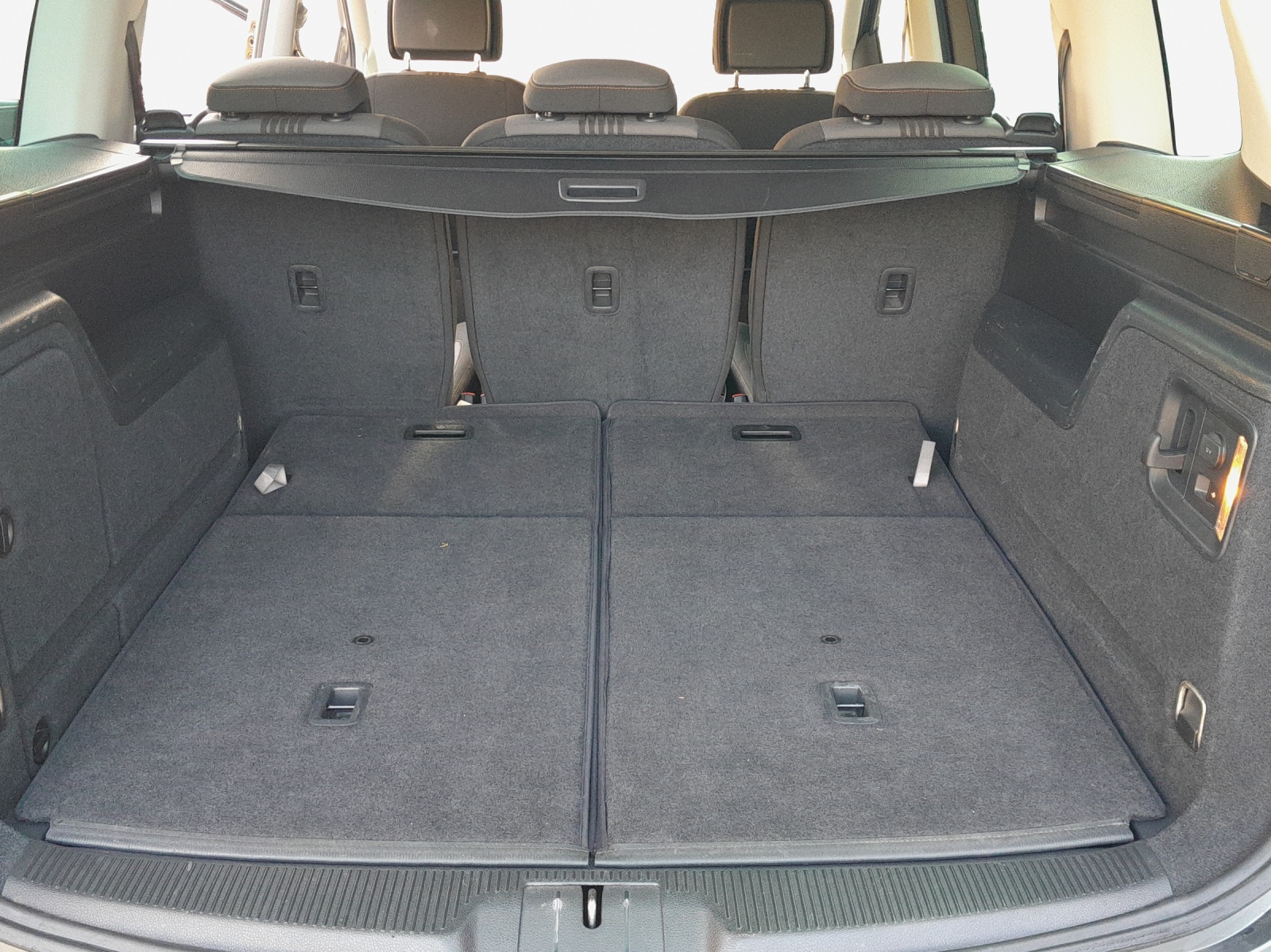 VW Sharan 2.0 TDI BMT Comfortline 4Motion DSG-image-10