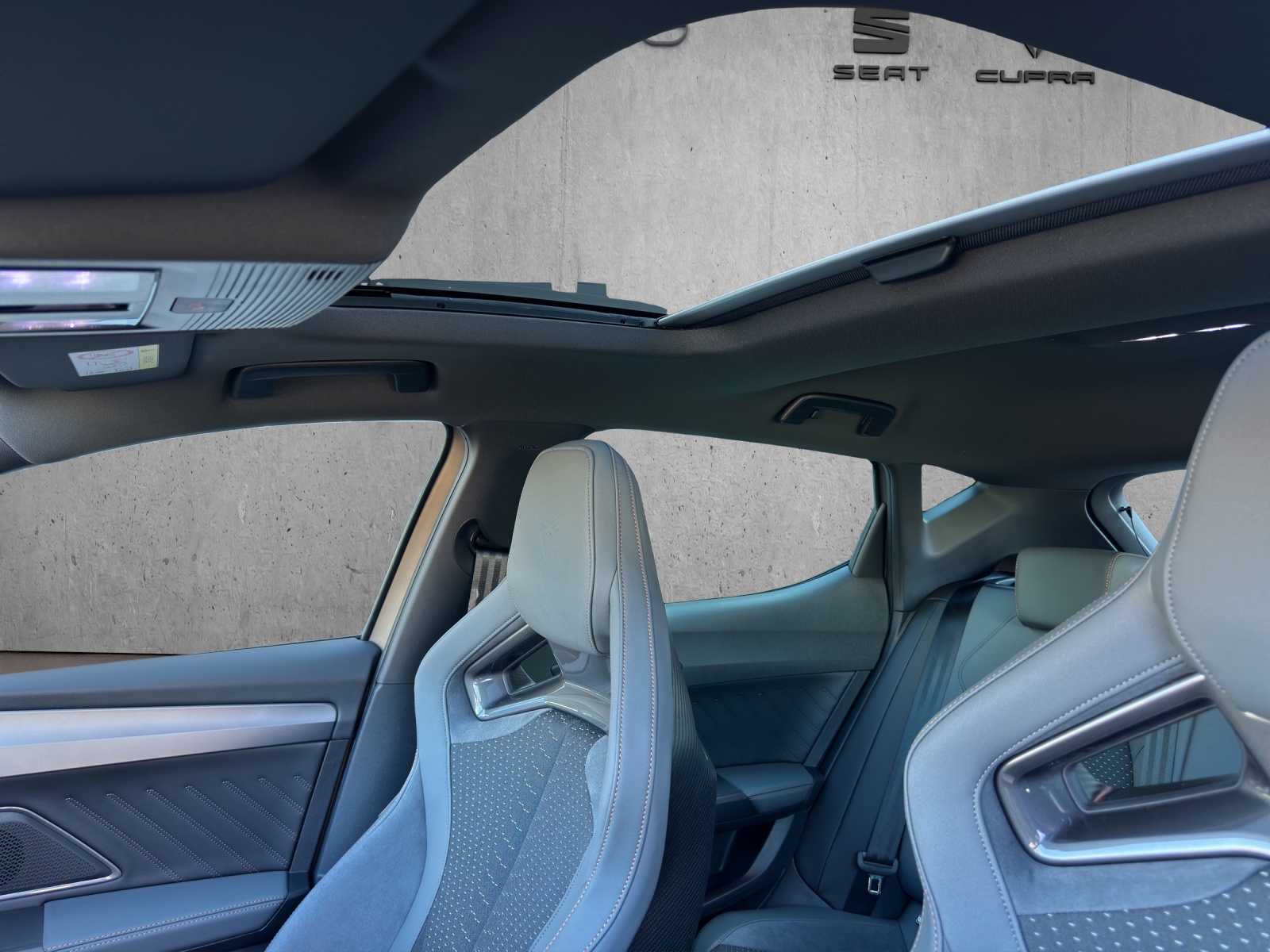 CUPRA LEON 2.0 TSI Extreme DSG-image-16