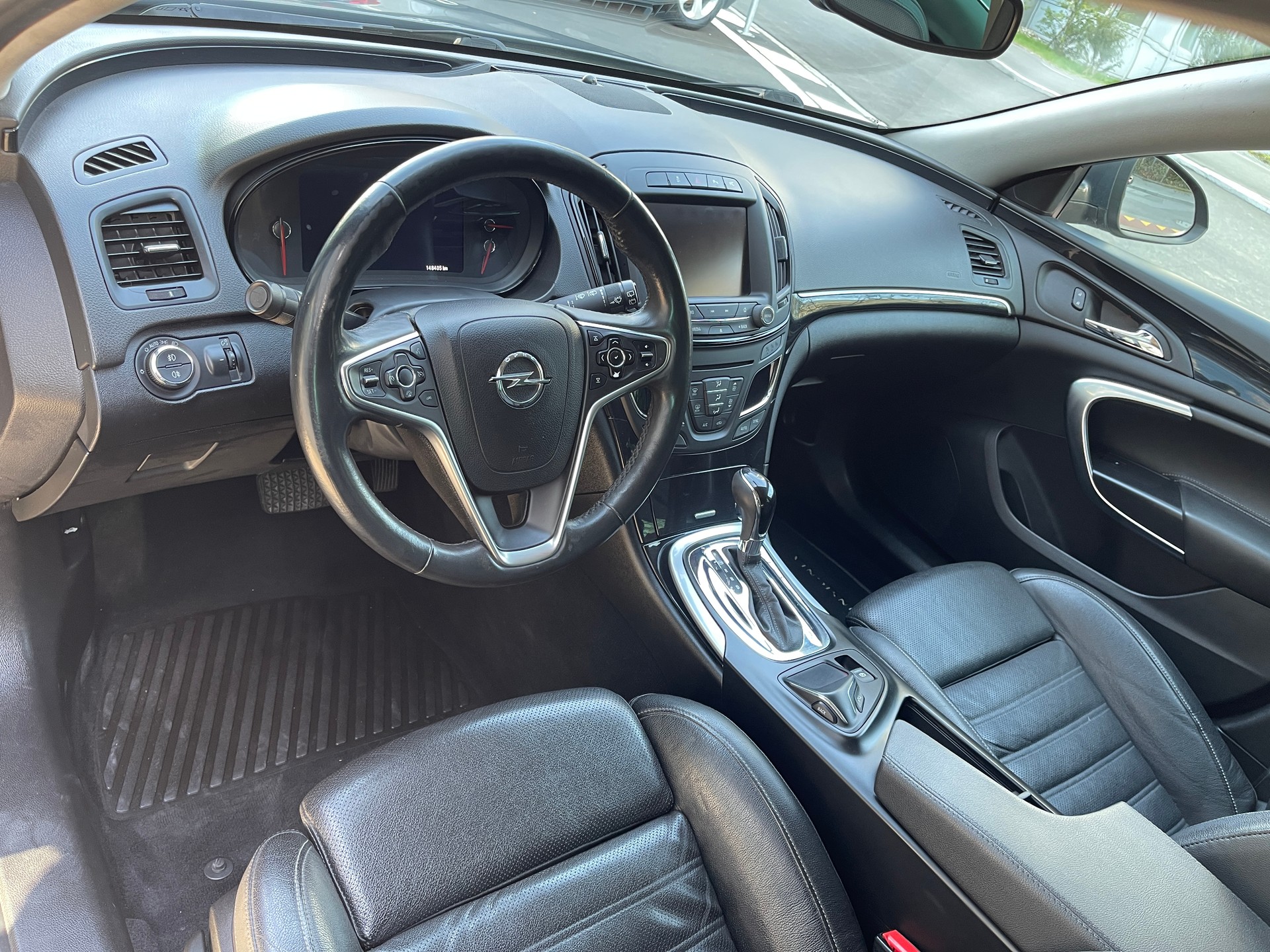 OPEL Insignia Sports Tourer 1.6 Turbo Cosmo Automatic-image-6