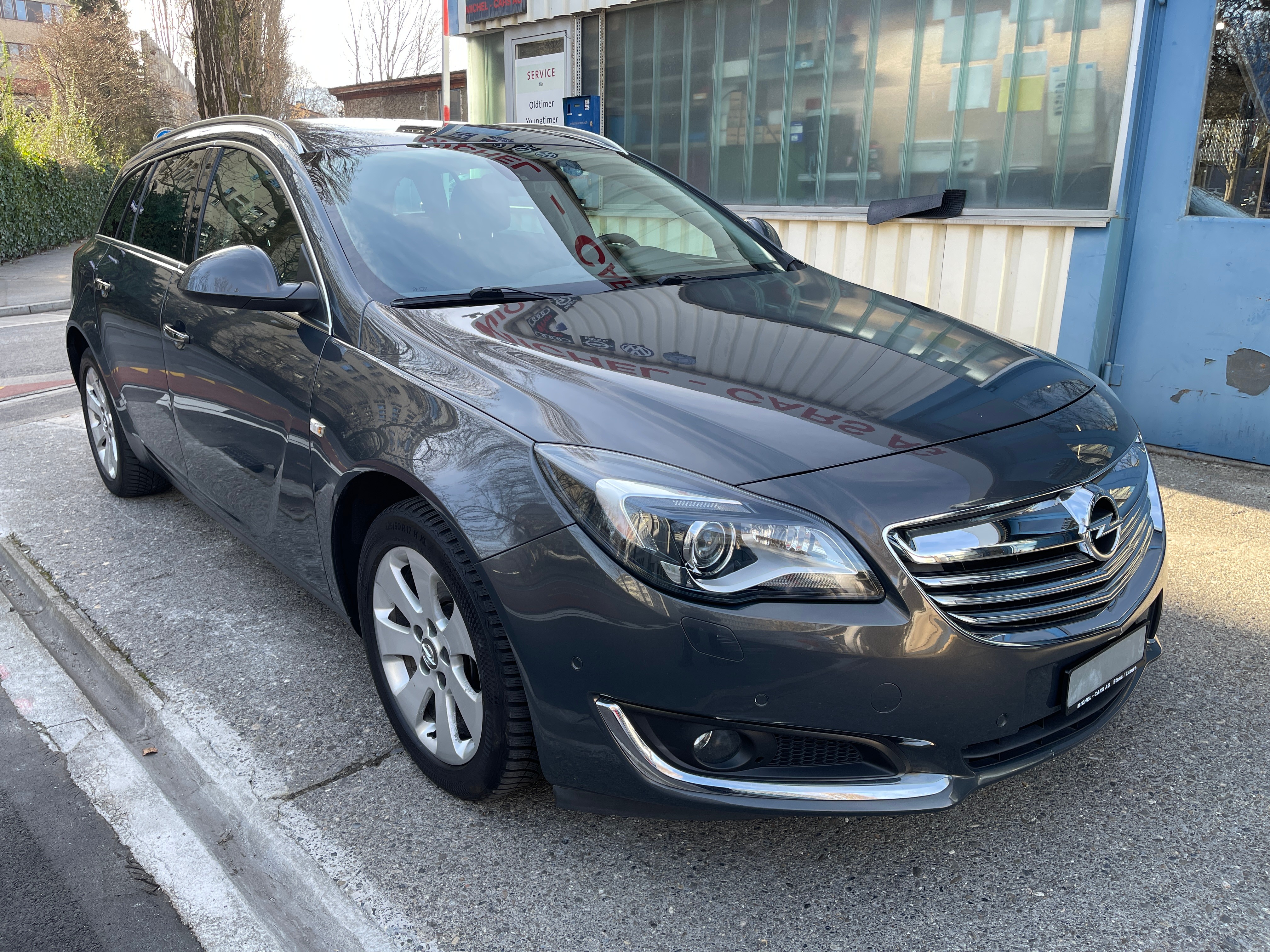 OPEL Insignia Sports Tourer 1.6 (Kombi)