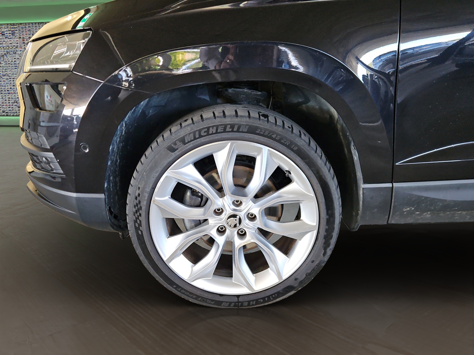 SKODA Karoq 2.0 TDI SCR Style 4x4 DSG-image-5