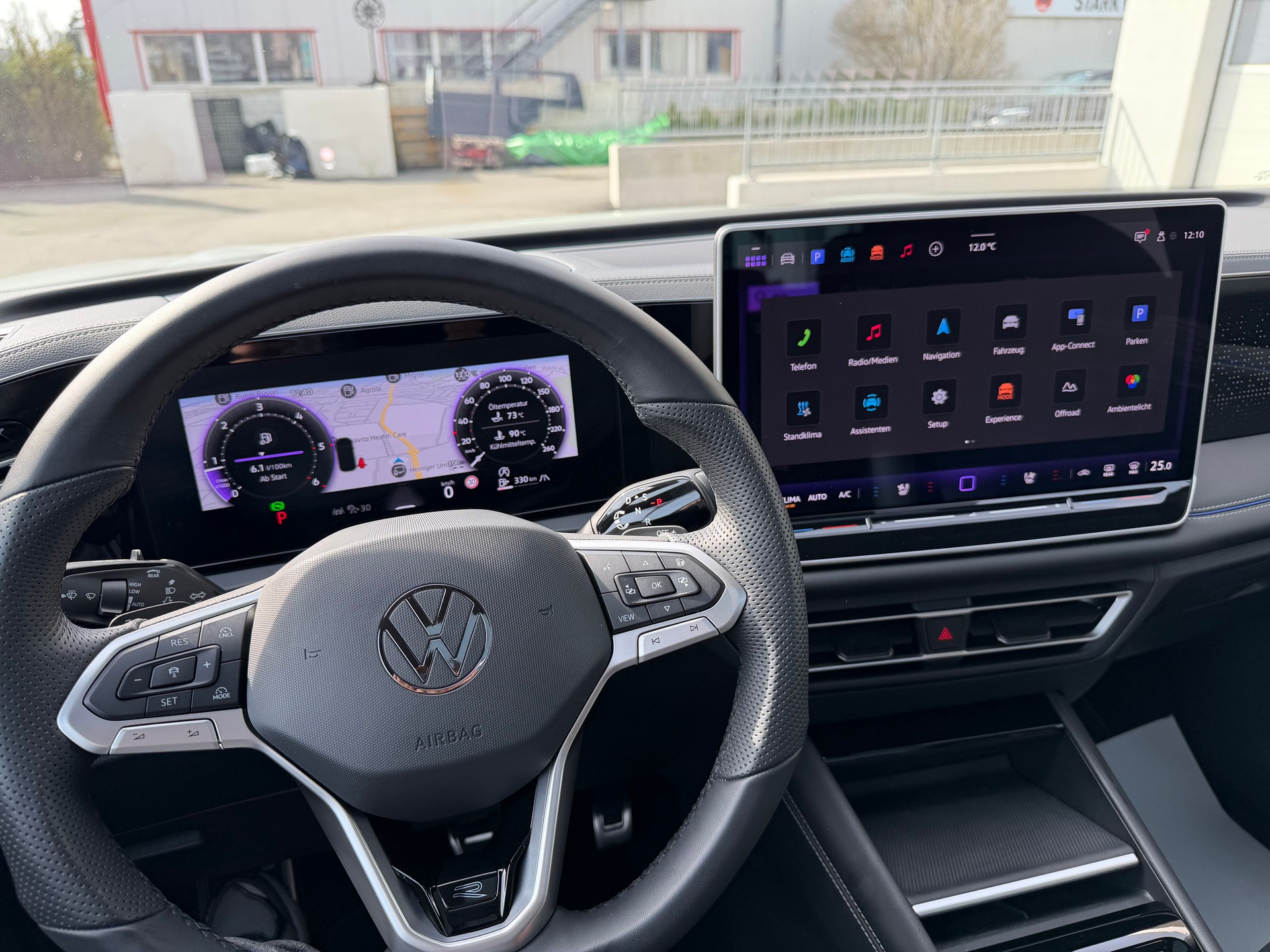 VW Tiguan 2.0 TDI SCR R-Line United 4Motion DSG-image-14