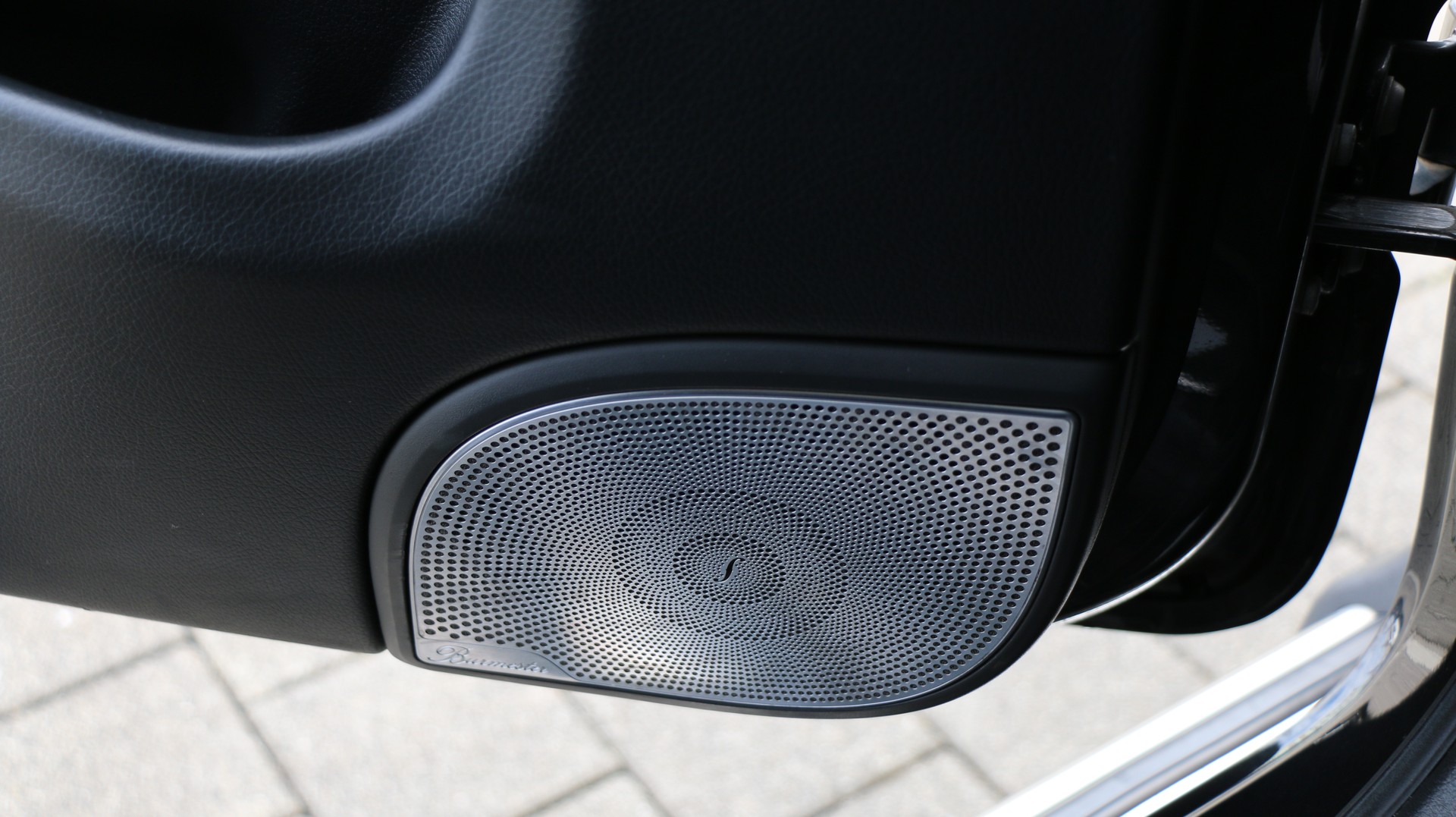 MERCEDES-BENZ G 500 AMG Line-image-18