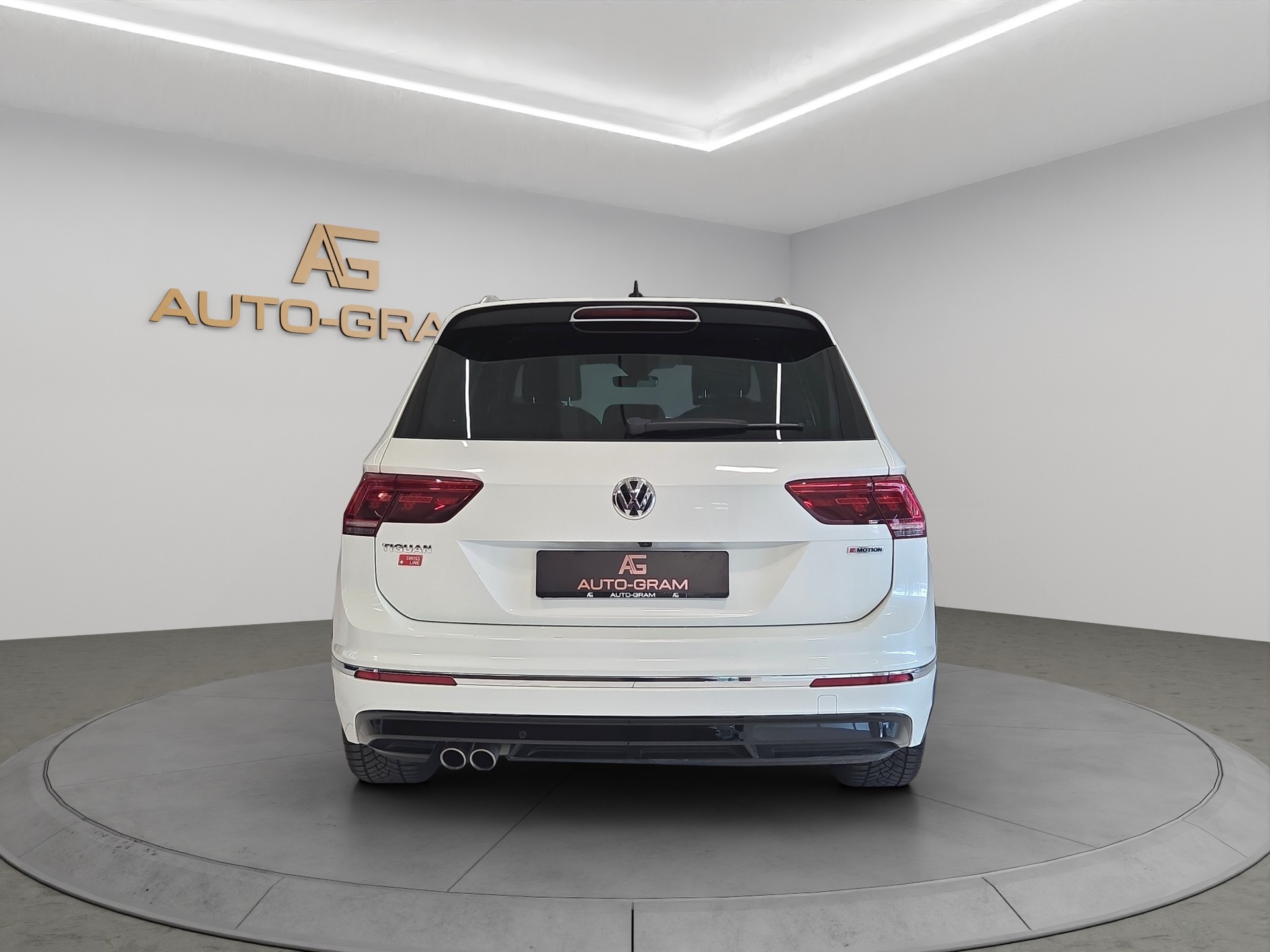 VW Tiguan 2.0TSI Highline 4Motion DSG-image-3
