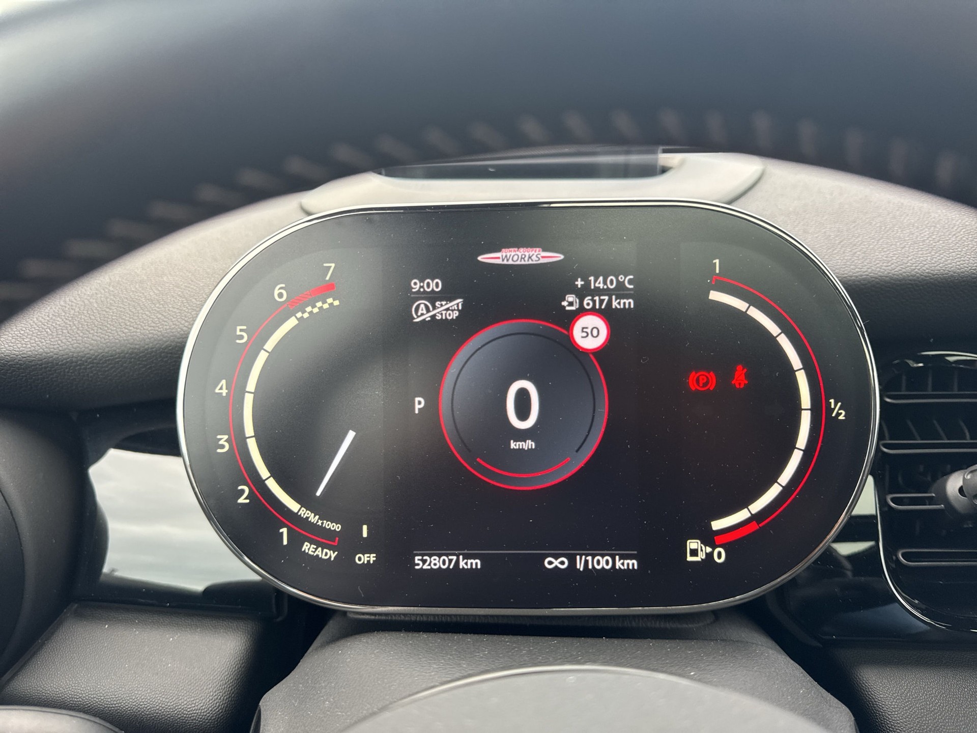 MINI Cooper John Cooper Works Steptronic-image-13
