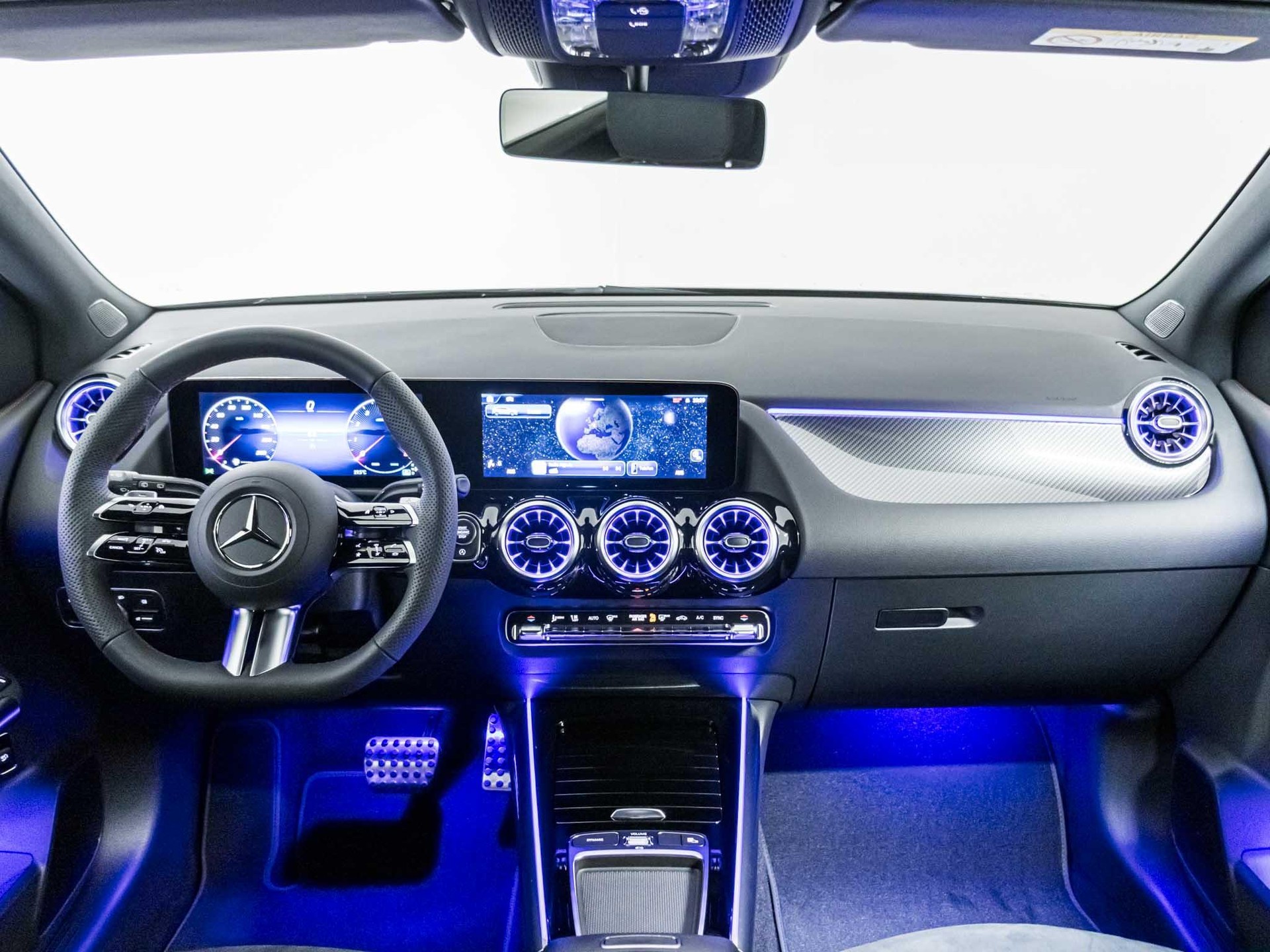 MERCEDES-BENZ B 200-image-9