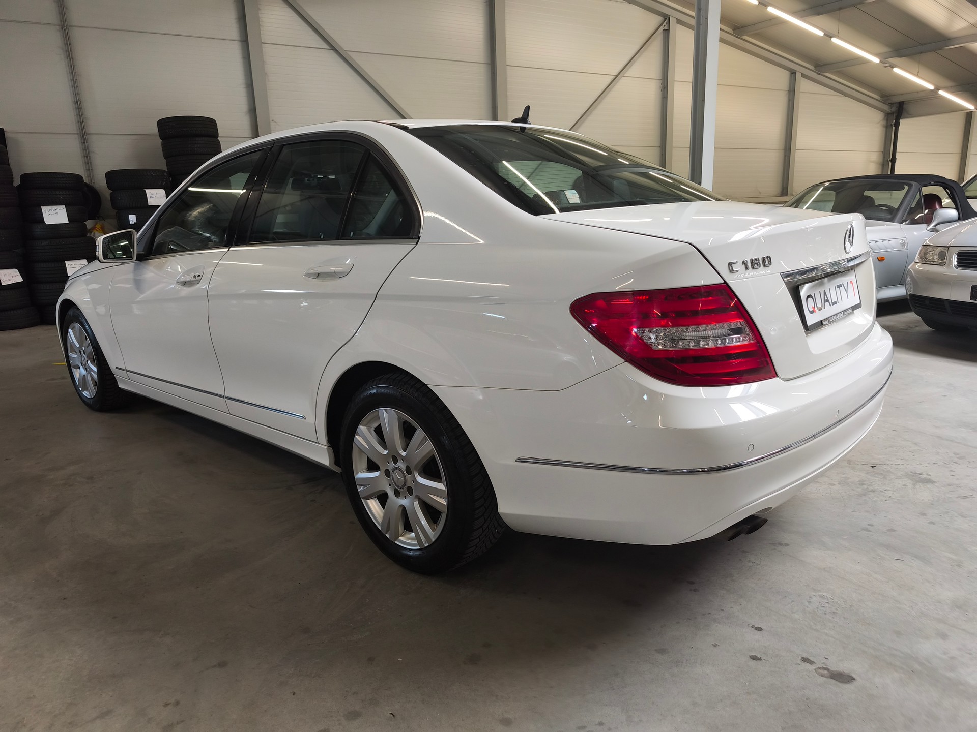 MERCEDES-BENZ C 180 Elégance 7G-Tronic-image-4