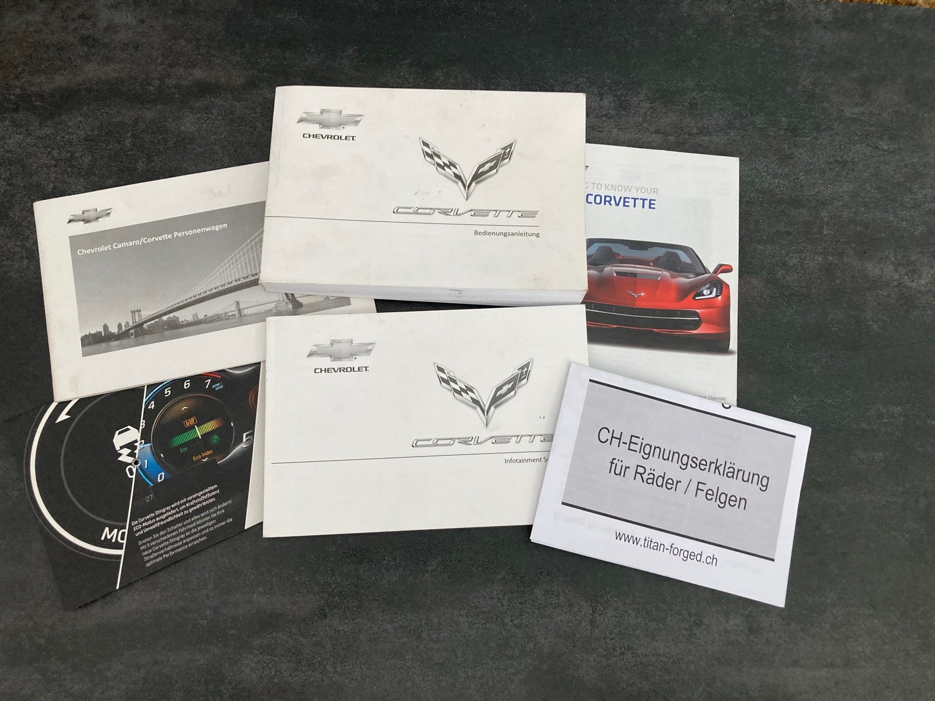 CHEVROLET Corvette Convertible Stingray 3LT-image-12