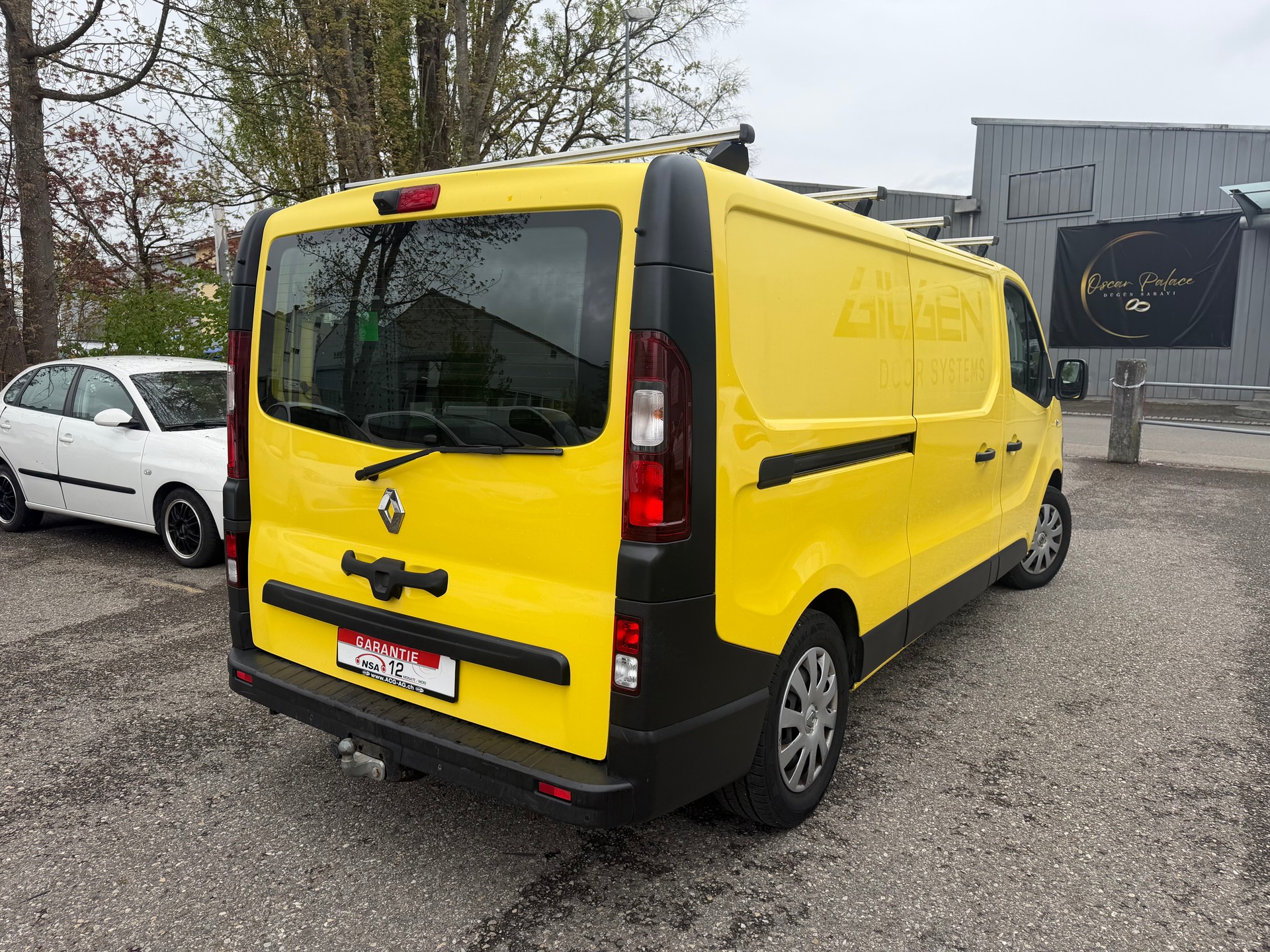 RENAULT Trafic 2.0 ENERGY dCi145 3.0t Business L2H1 ** Navi * LED * Klimaanlage * Tempomat * PDC H * RF-Kamera * Ab MFK-image-4