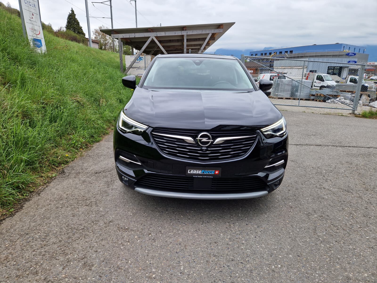 OPEL Grandland X 1.2i TP Ultimate Automatik-image-1