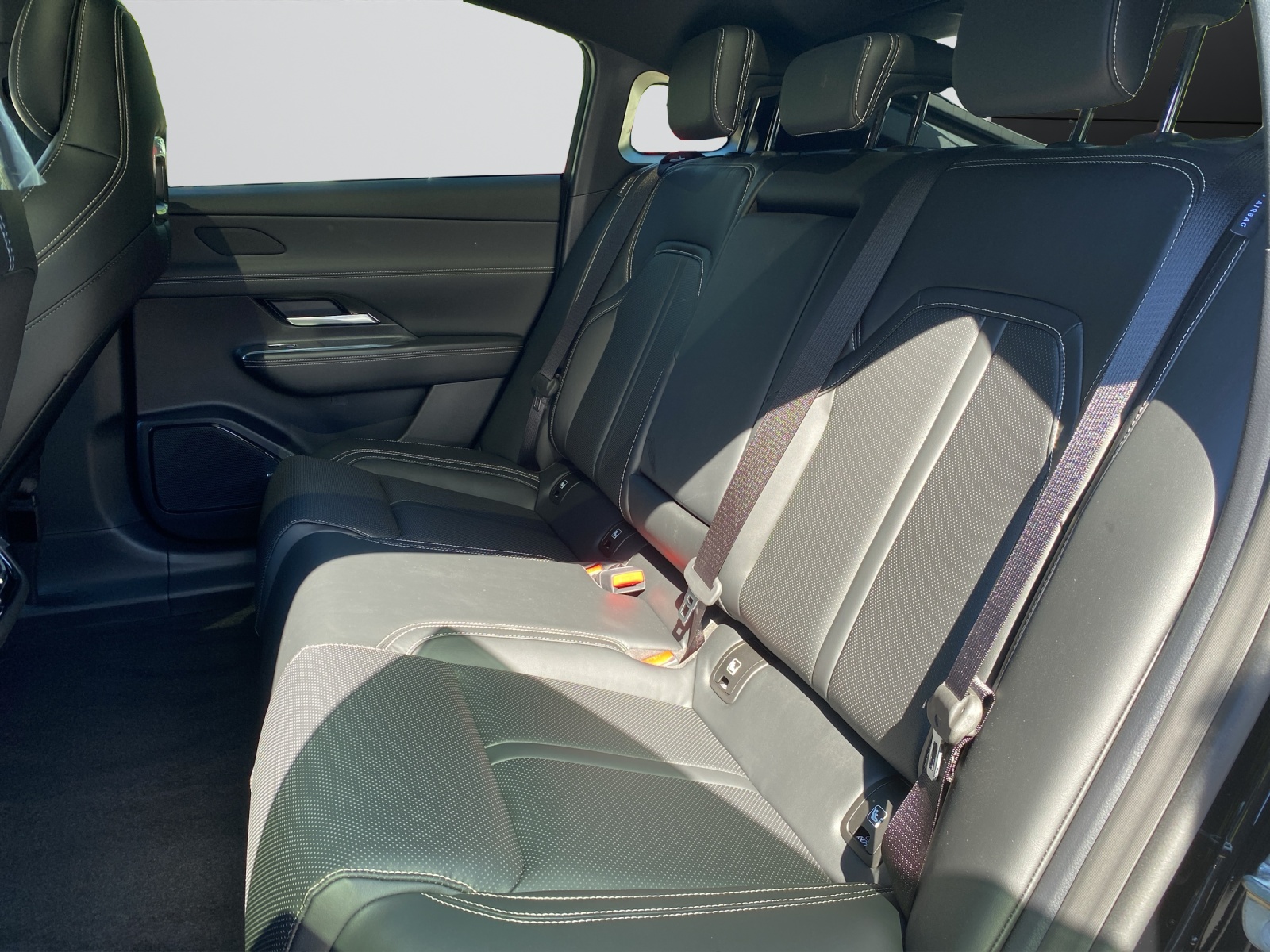 MAZDA 6e 258 69kWh Takumi-image-8