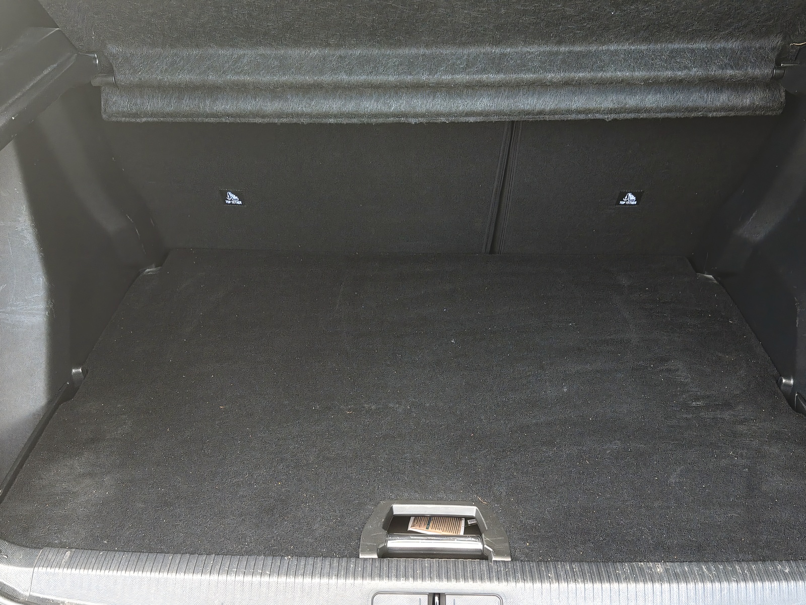 PEUGEOT 2008 1.2 PureTech 155 GT-image-18