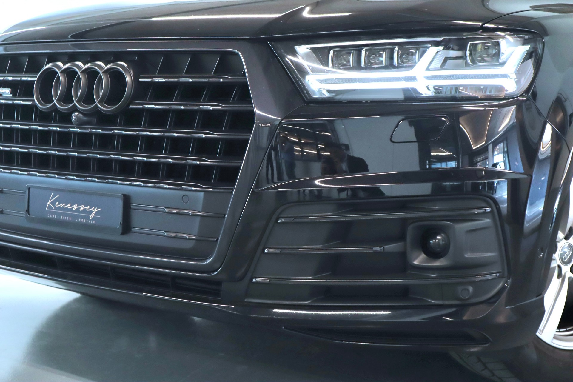 AUDI Q7 S-LINE 3.0 TDI QUATTRO | AUTOMAT | ALLRAD | CH-FZG | VOLLAUSSTATTUNG-image-2