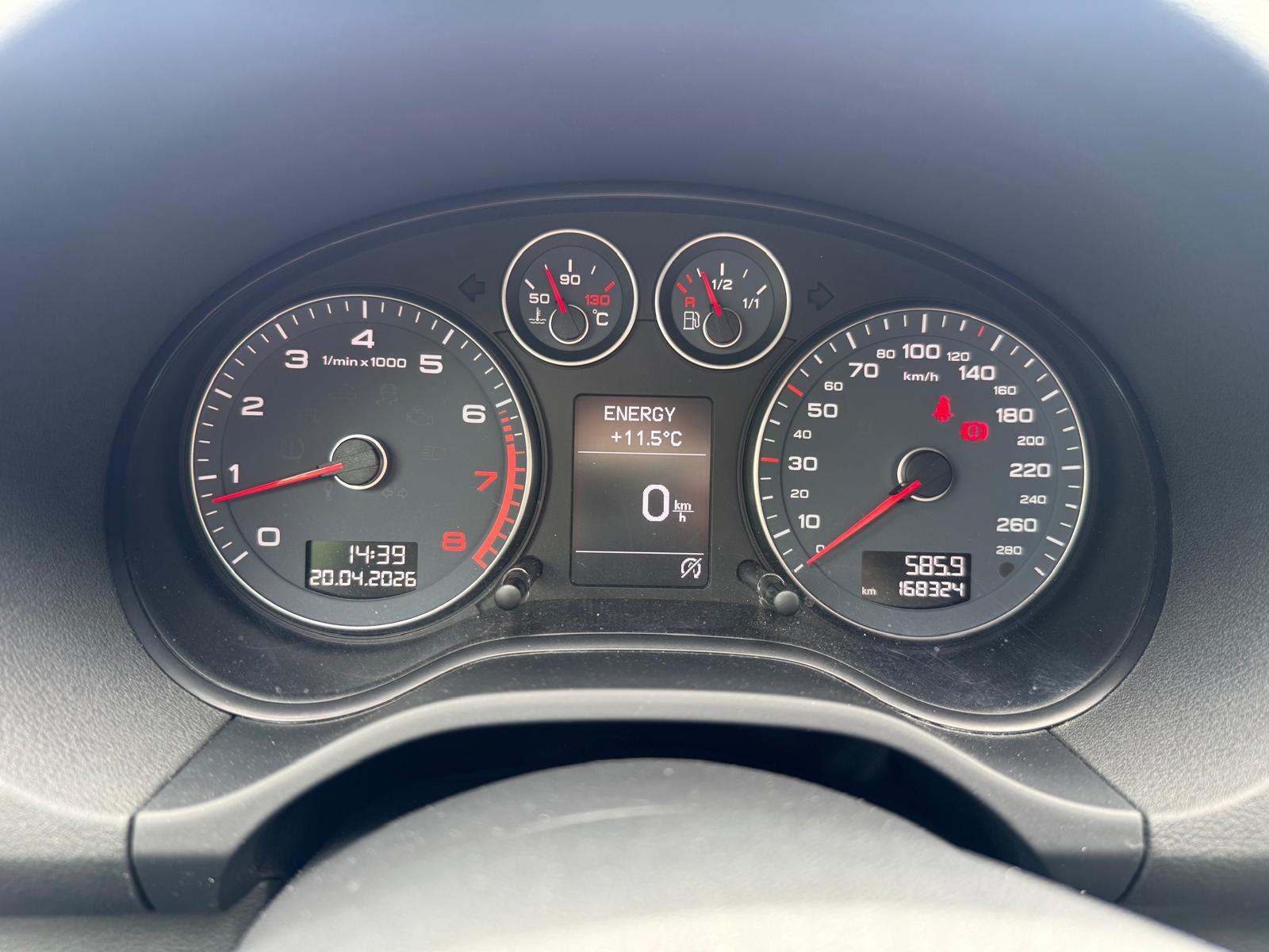 AUDI A3 Sportback 1.4 TFSI Attraction-image-7